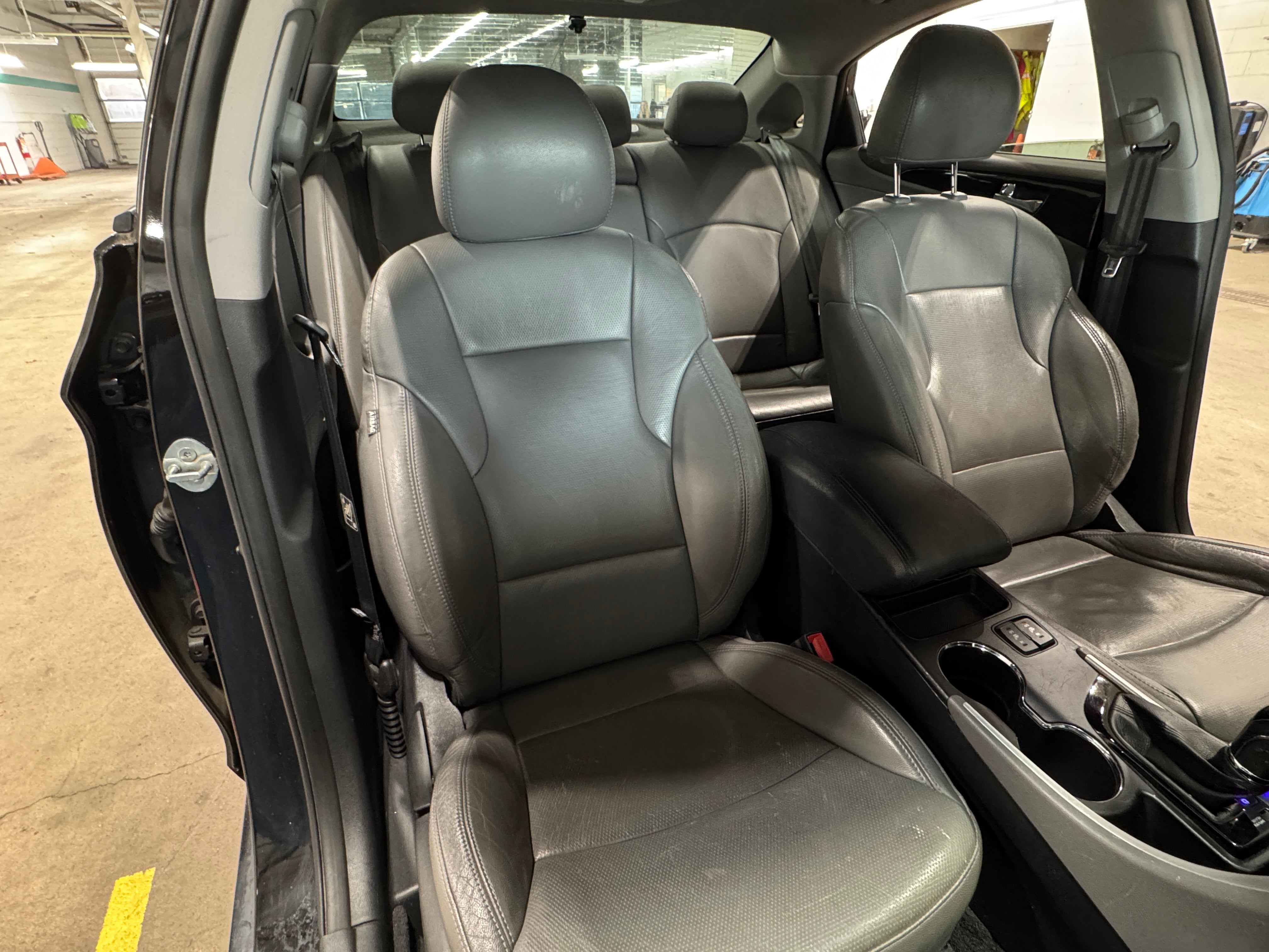 Used 2013 Hyundai Sonata Limited with VIN 5NPEC4AB6DH582599 for sale in Oak Creek, WI