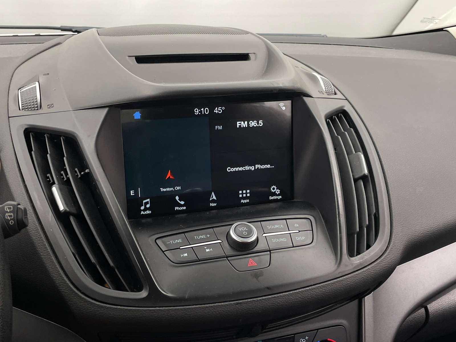 Thumbnail: 2018 Ford Escape - 3