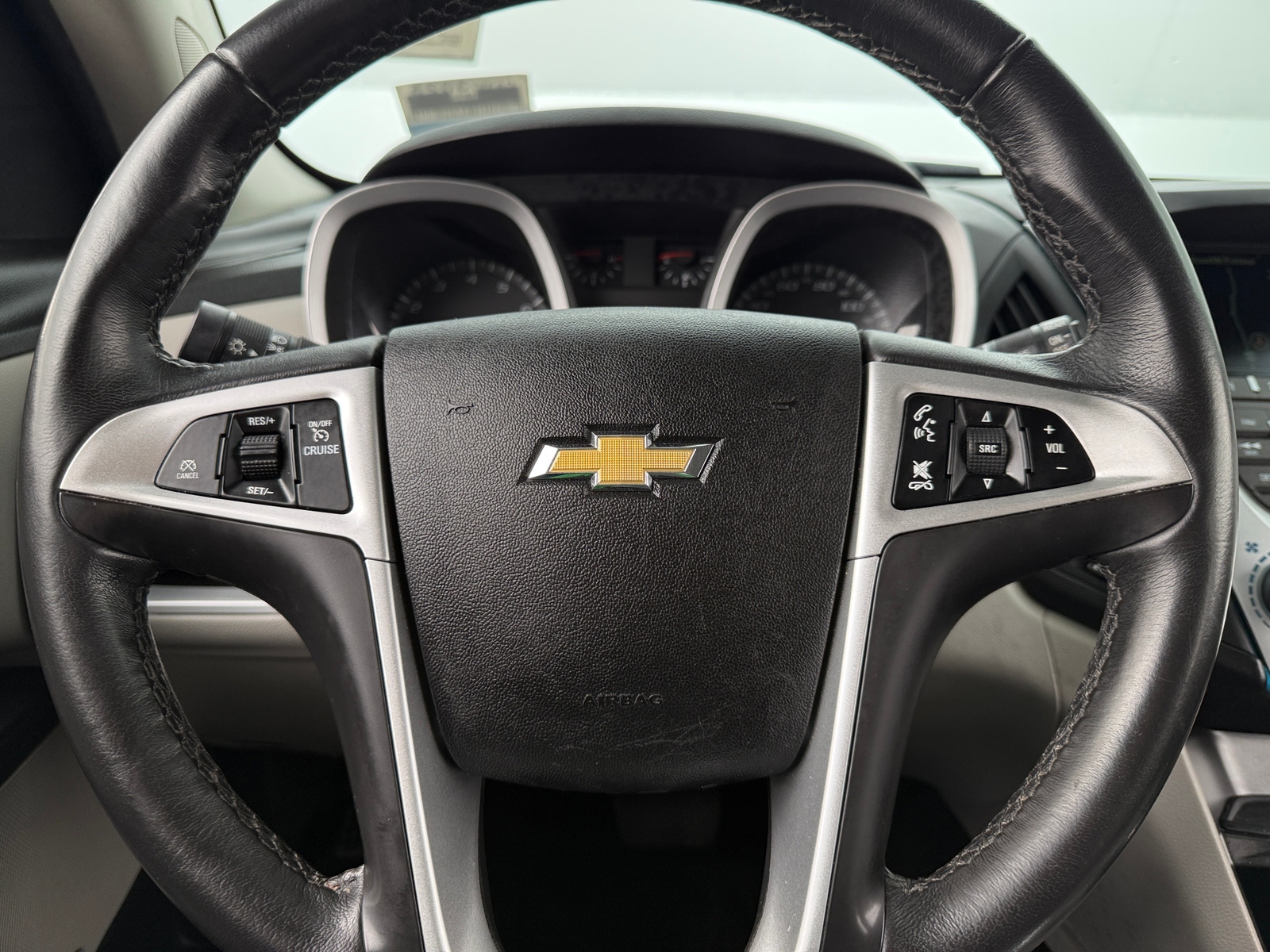 Thumbnail: 2017 Chevrolet Equinox - 4