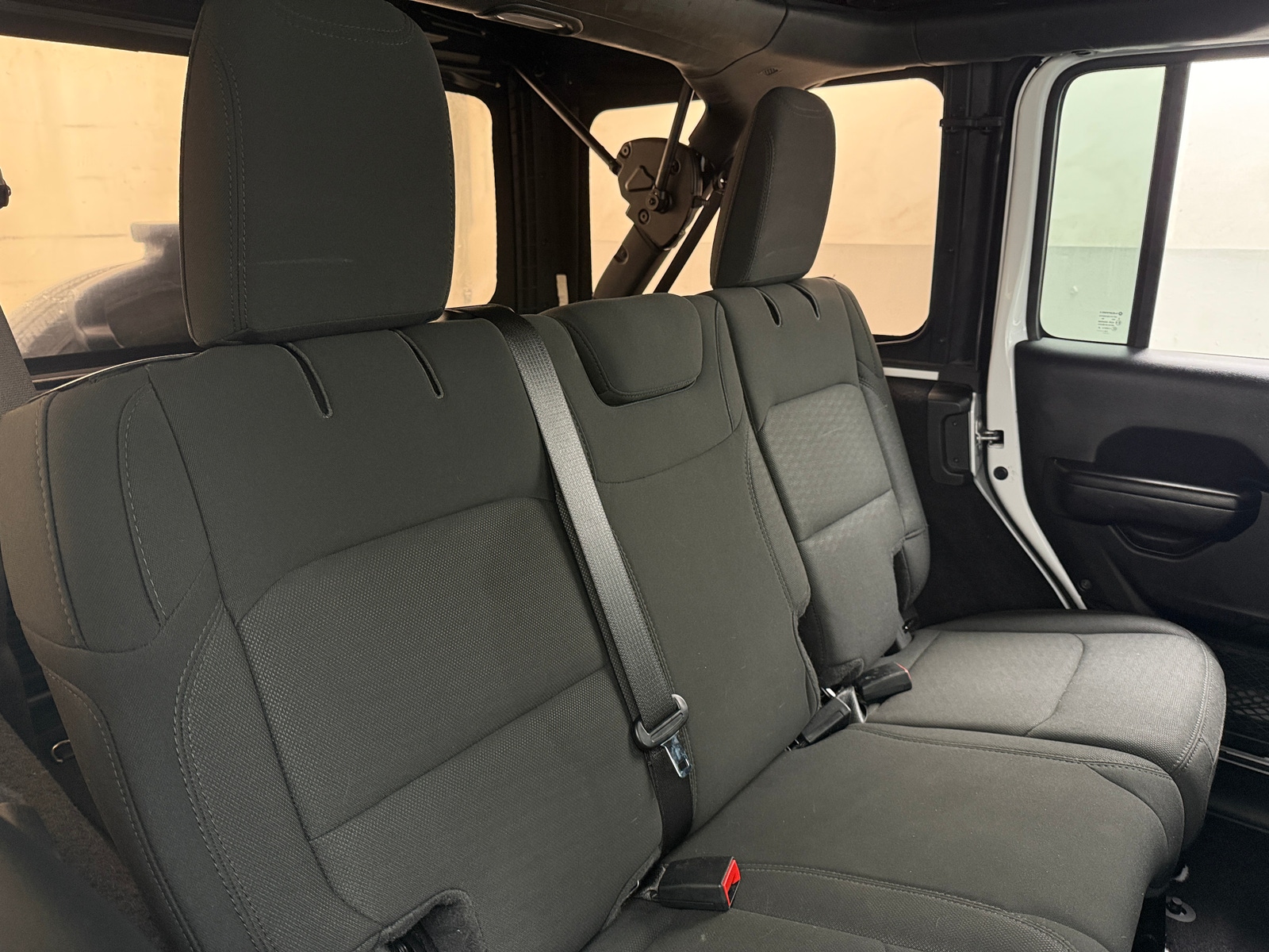 Thumbnail: 2020 Jeep Wrangler - 6