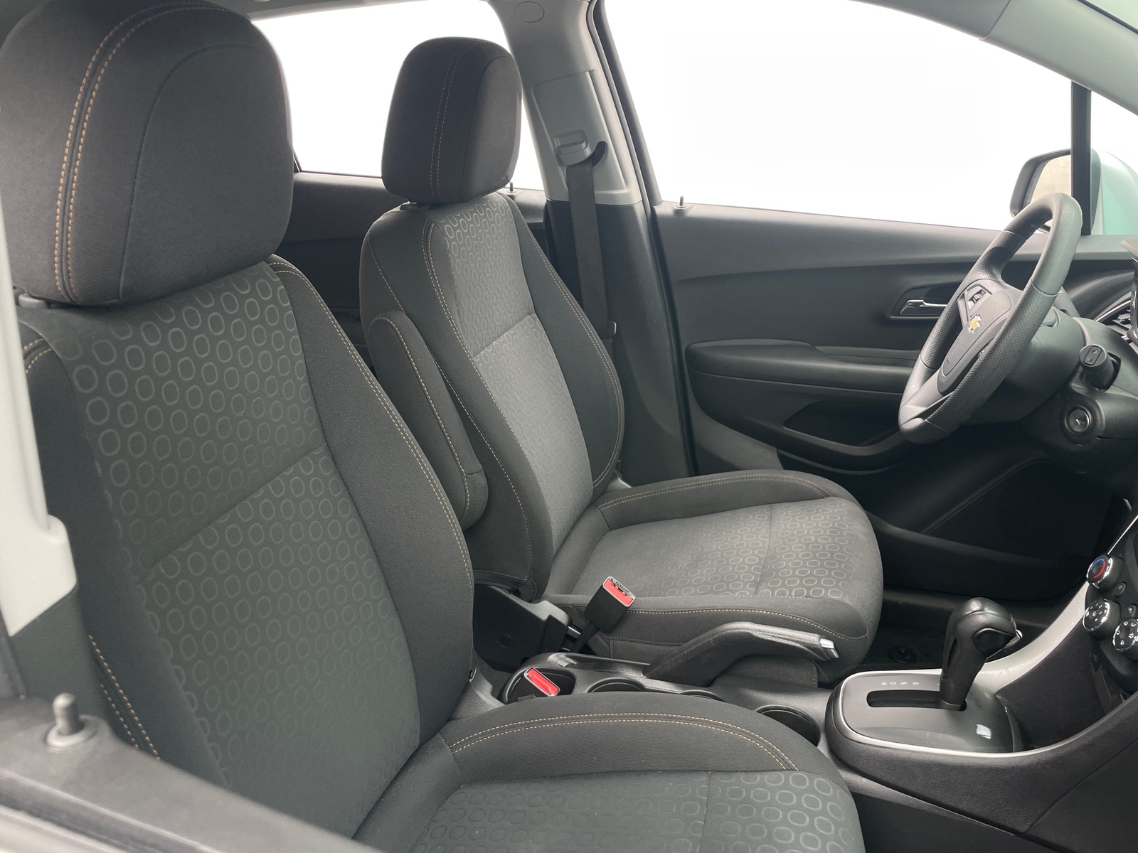 Thumbnail: 2020 Chevrolet Trax - 2