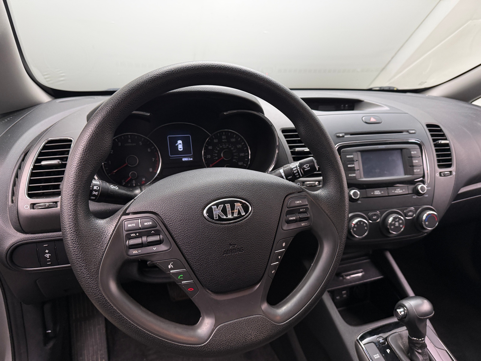 Thumbnail: 2017 Kia Forte - 5