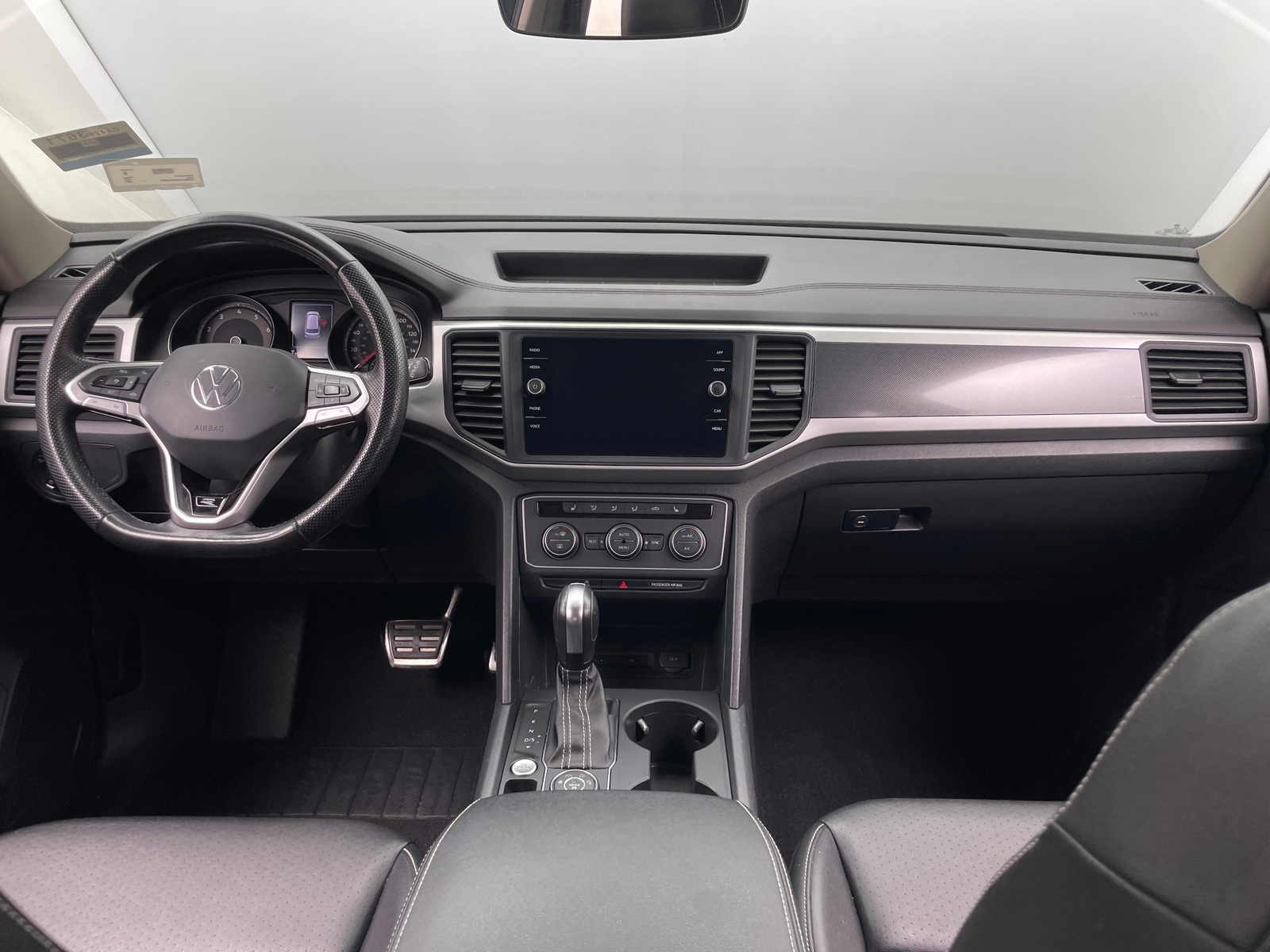 Thumbnail: 2021 Volkswagen Atlas - 3