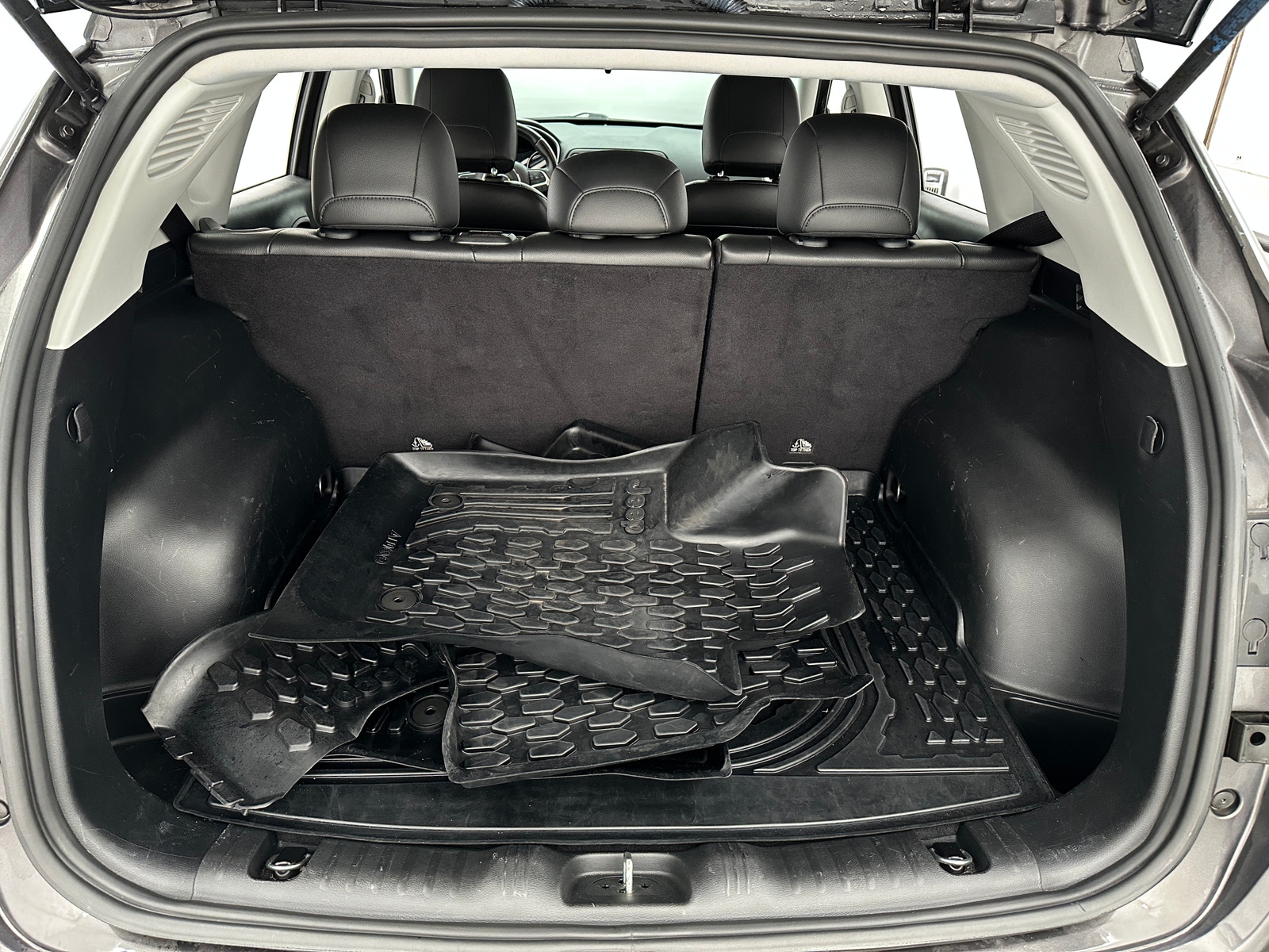 Thumbnail: 2019 Jeep Compass - 7