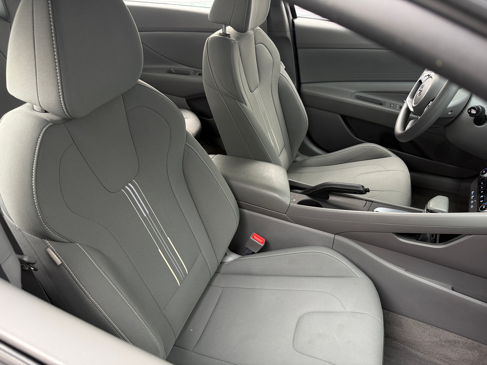 Thumbnail: 2022 Hyundai Elantra - 2