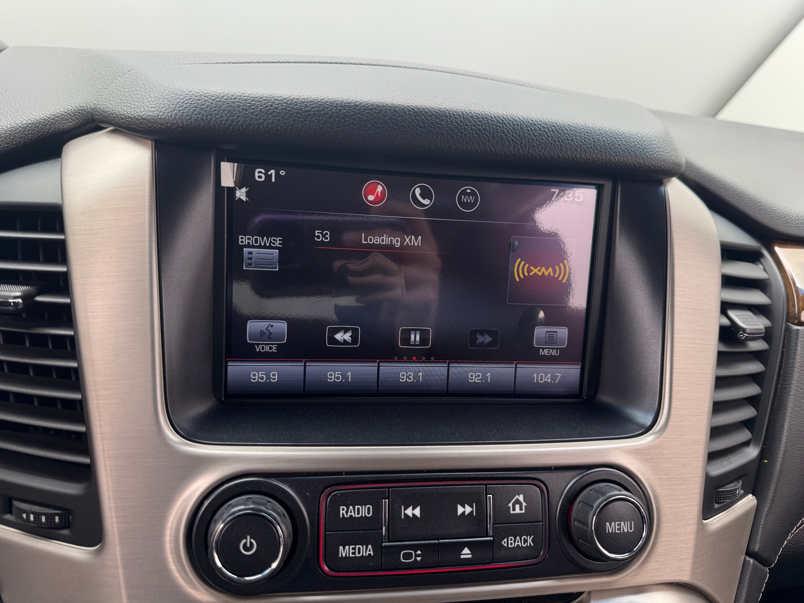 Thumbnail: 2015 GMC Yukon - 3