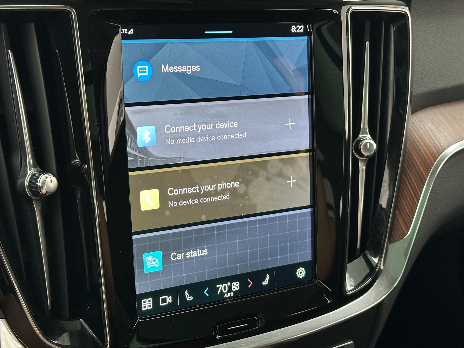 Thumbnail: 2025 Volvo V60 - 3