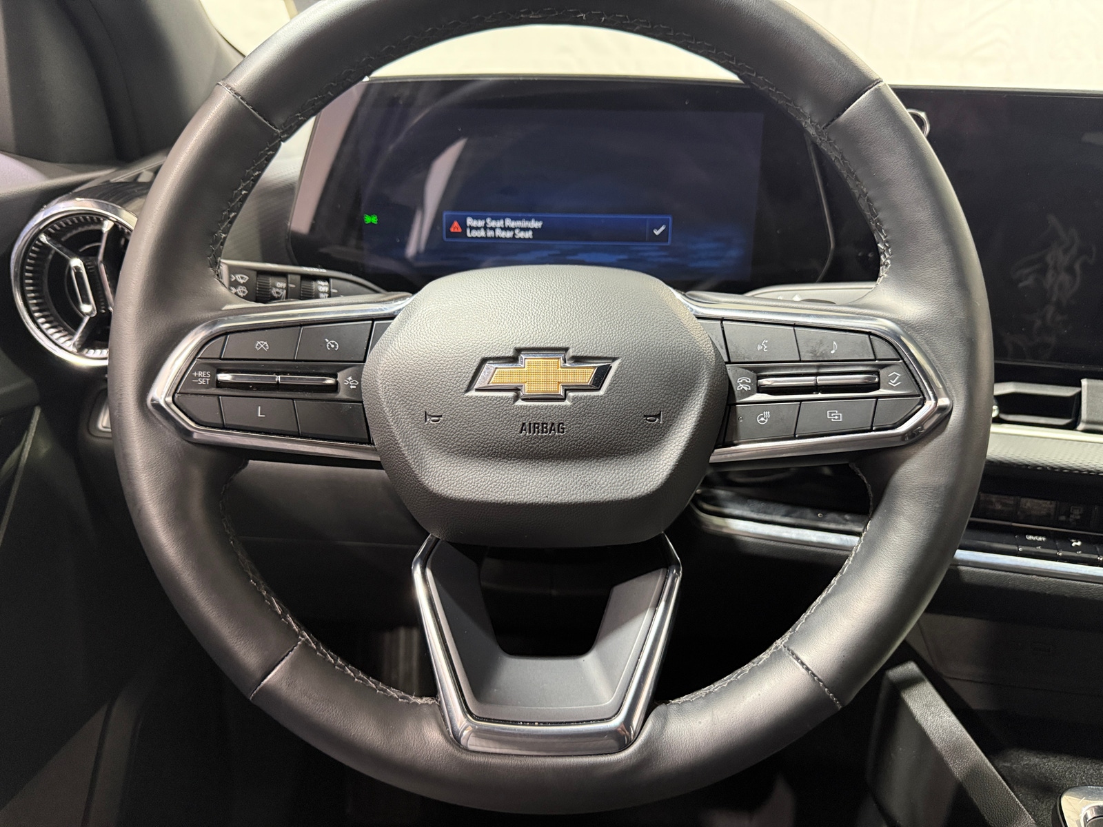 Thumbnail: 2025 Chevrolet Equinox - 5