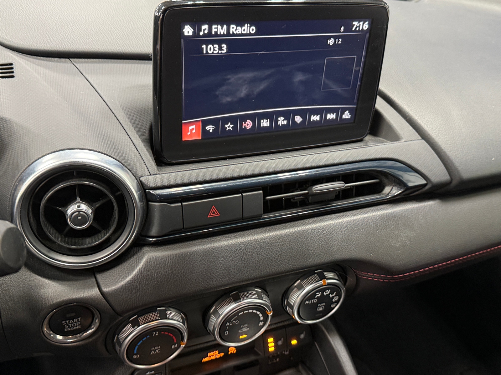 Thumbnail: 2019 Mazda MX-5 Miata - 3