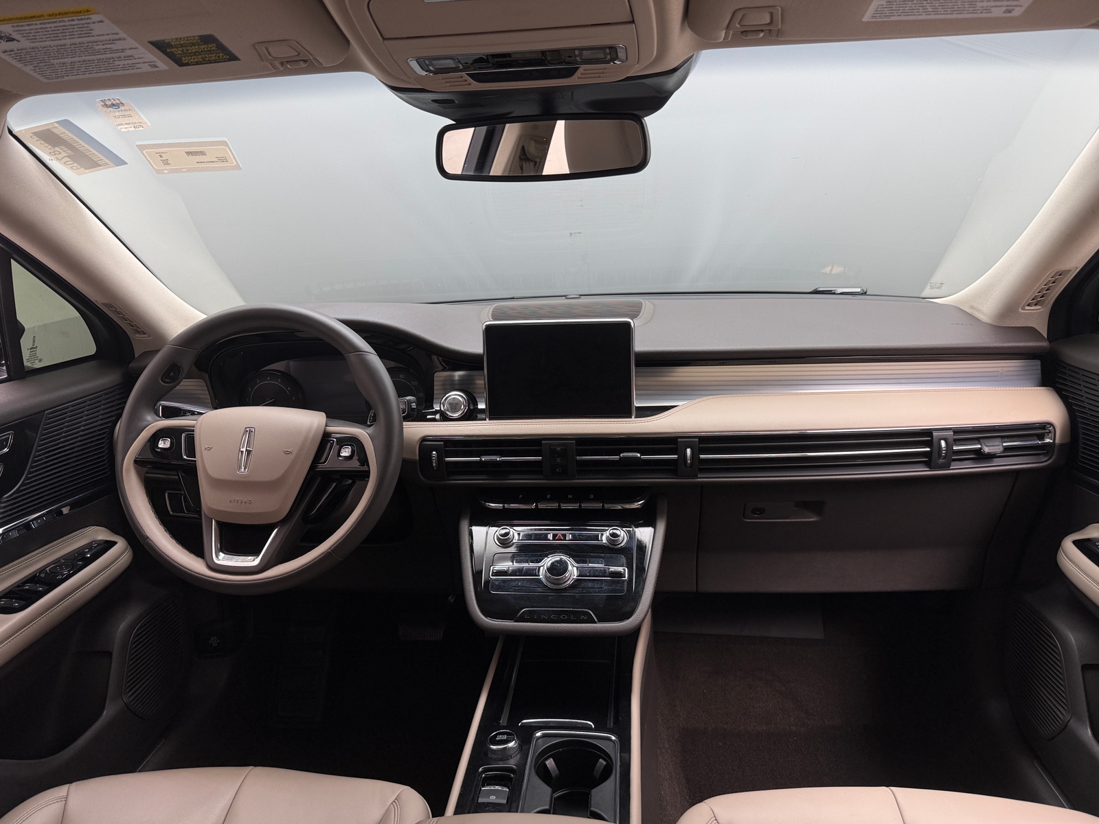 Thumbnail: 2022 Lincoln Corsair - 2