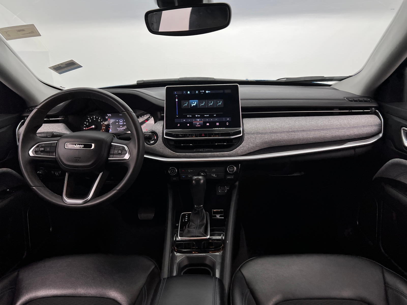 Thumbnail: 2022 Jeep Compass - 2