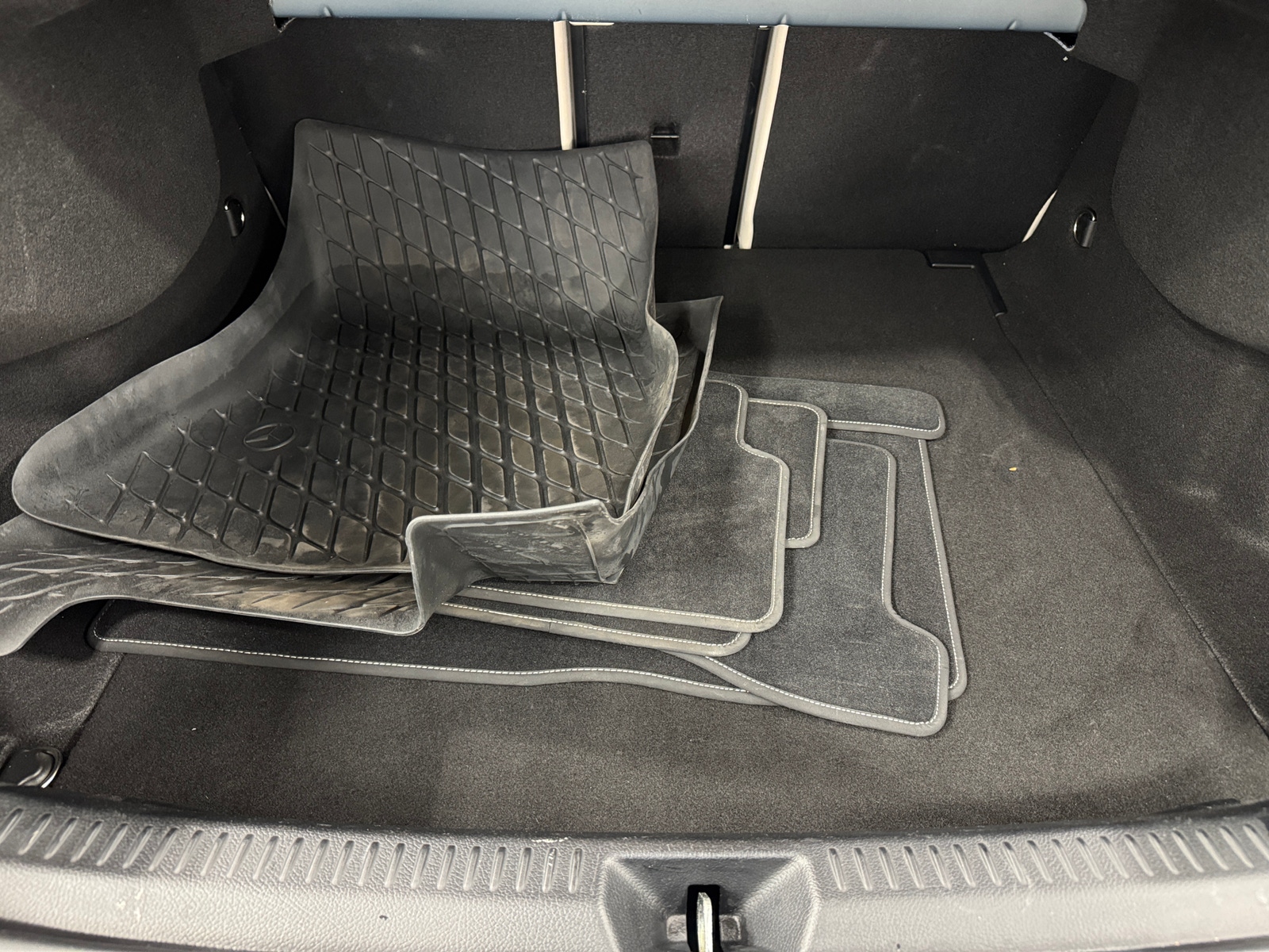 Thumbnail: 2020 Mercedes-Benz A-Class - 6