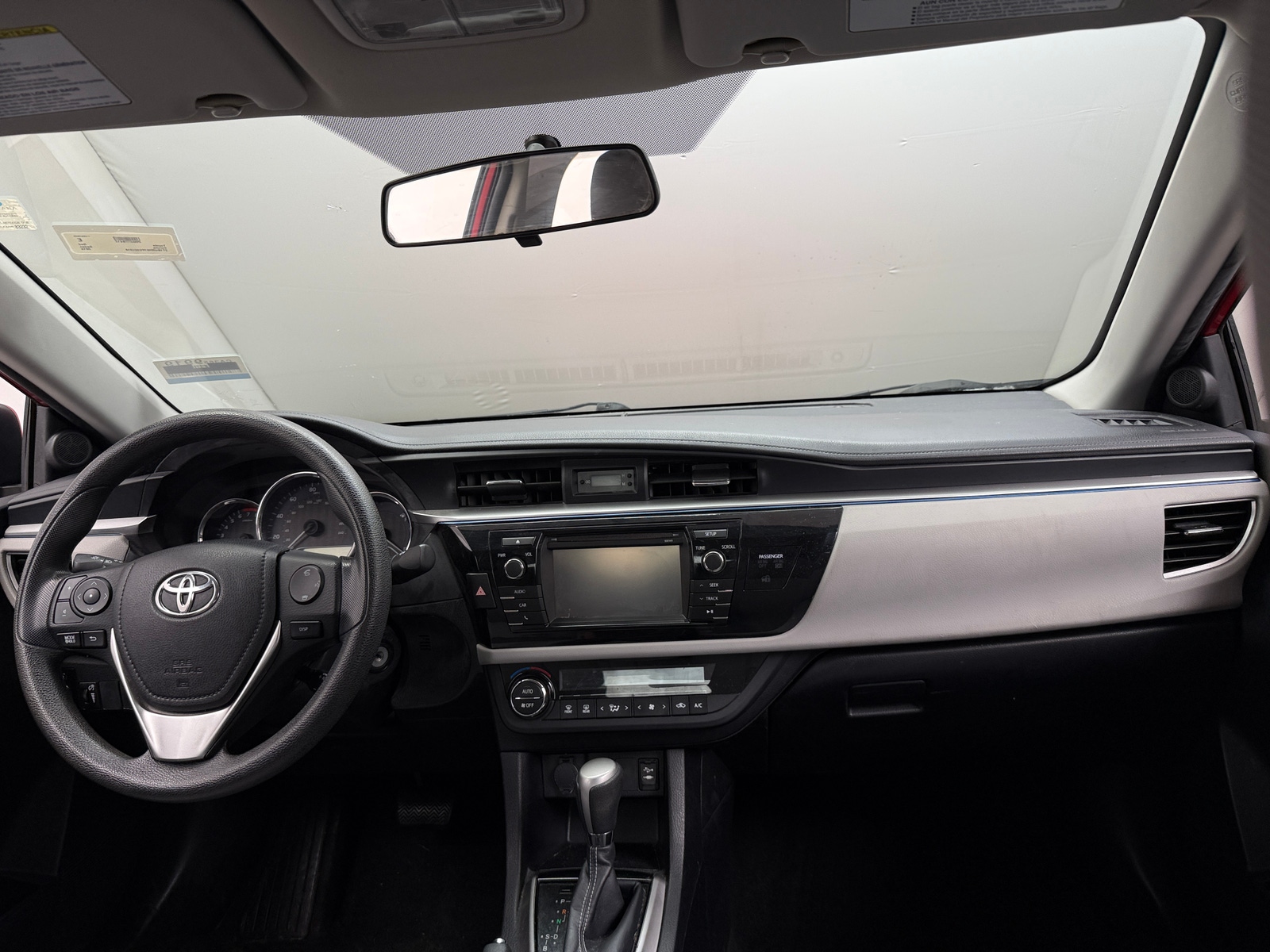 Thumbnail: 2015 Toyota Corolla - 3