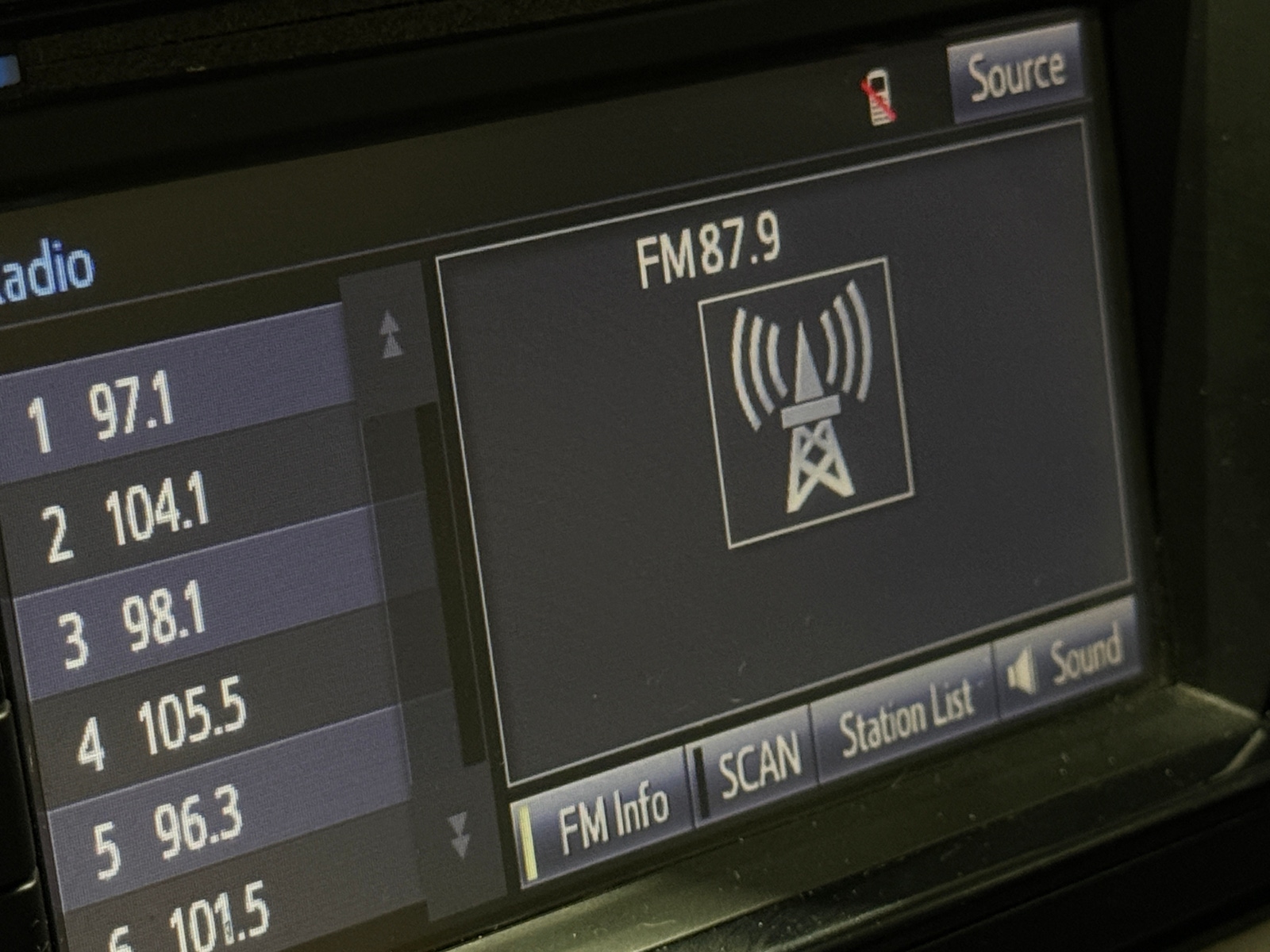 Thumbnail: 2015 Toyota Corolla - 4