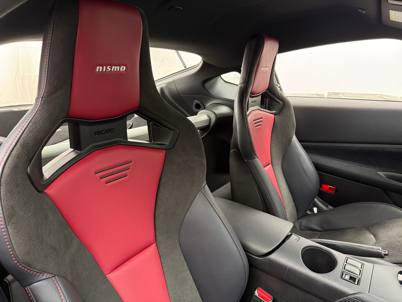 Thumbnail: 2025 Nissan Z - 2