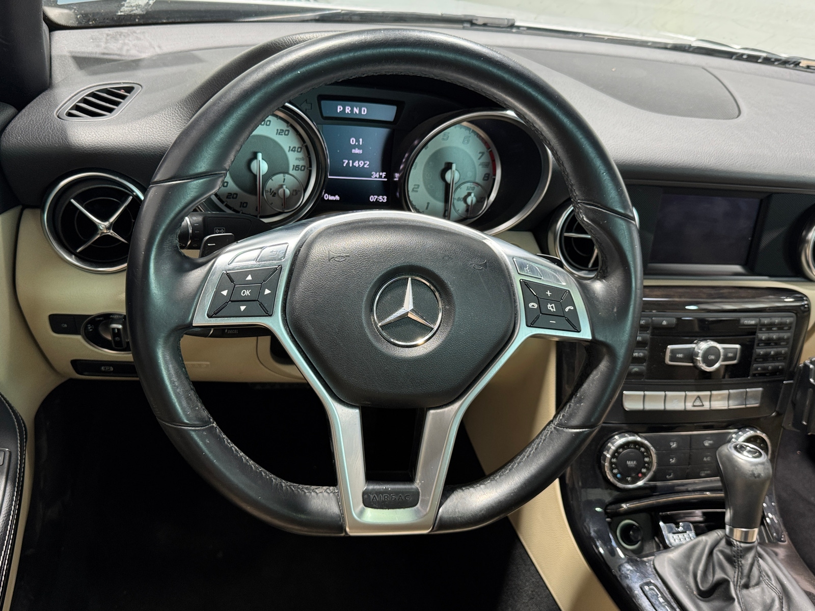 Thumbnail: 2013 Mercedes-Benz SLK - 4