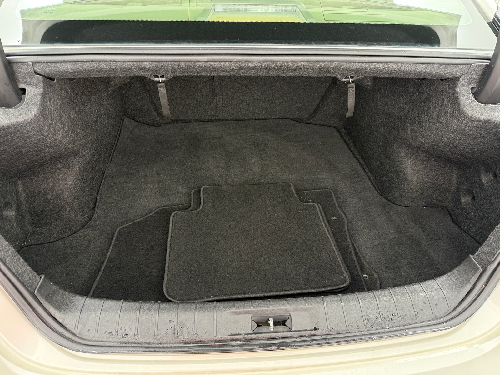 Thumbnail: 2017 Nissan Maxima - 7