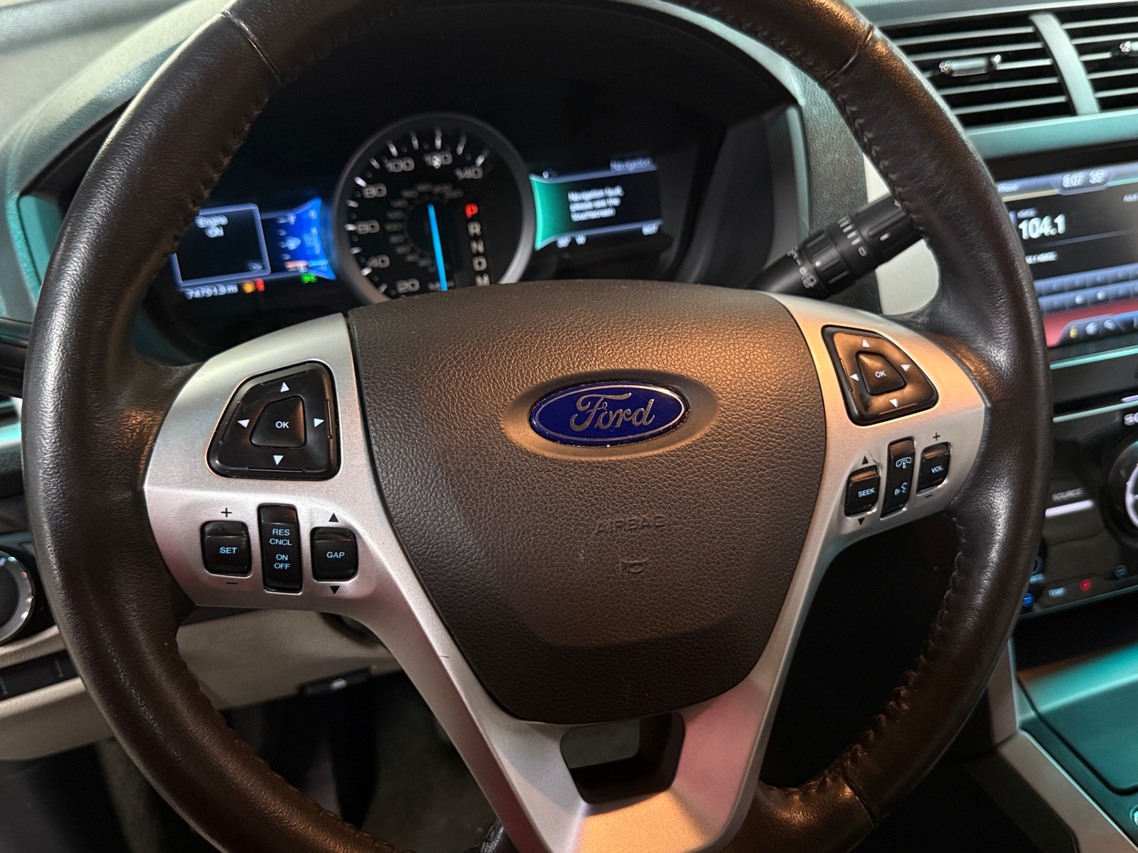 Thumbnail: 2015 Ford Explorer - 4