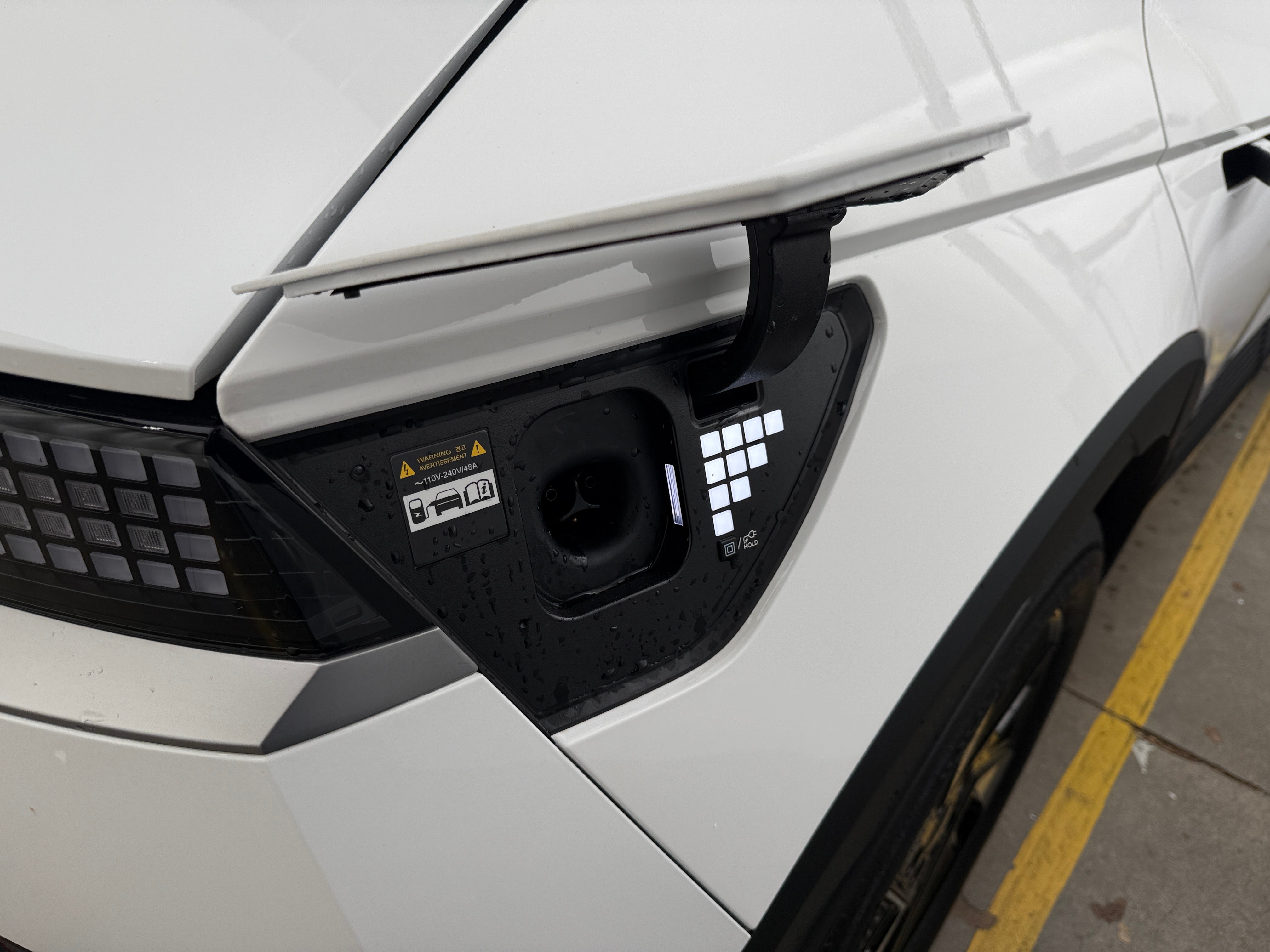 Used 2025 Hyundai IONIQ 5 SEL with VIN 7YAKN4DAXSY025747 for sale in Oak Creek, WI