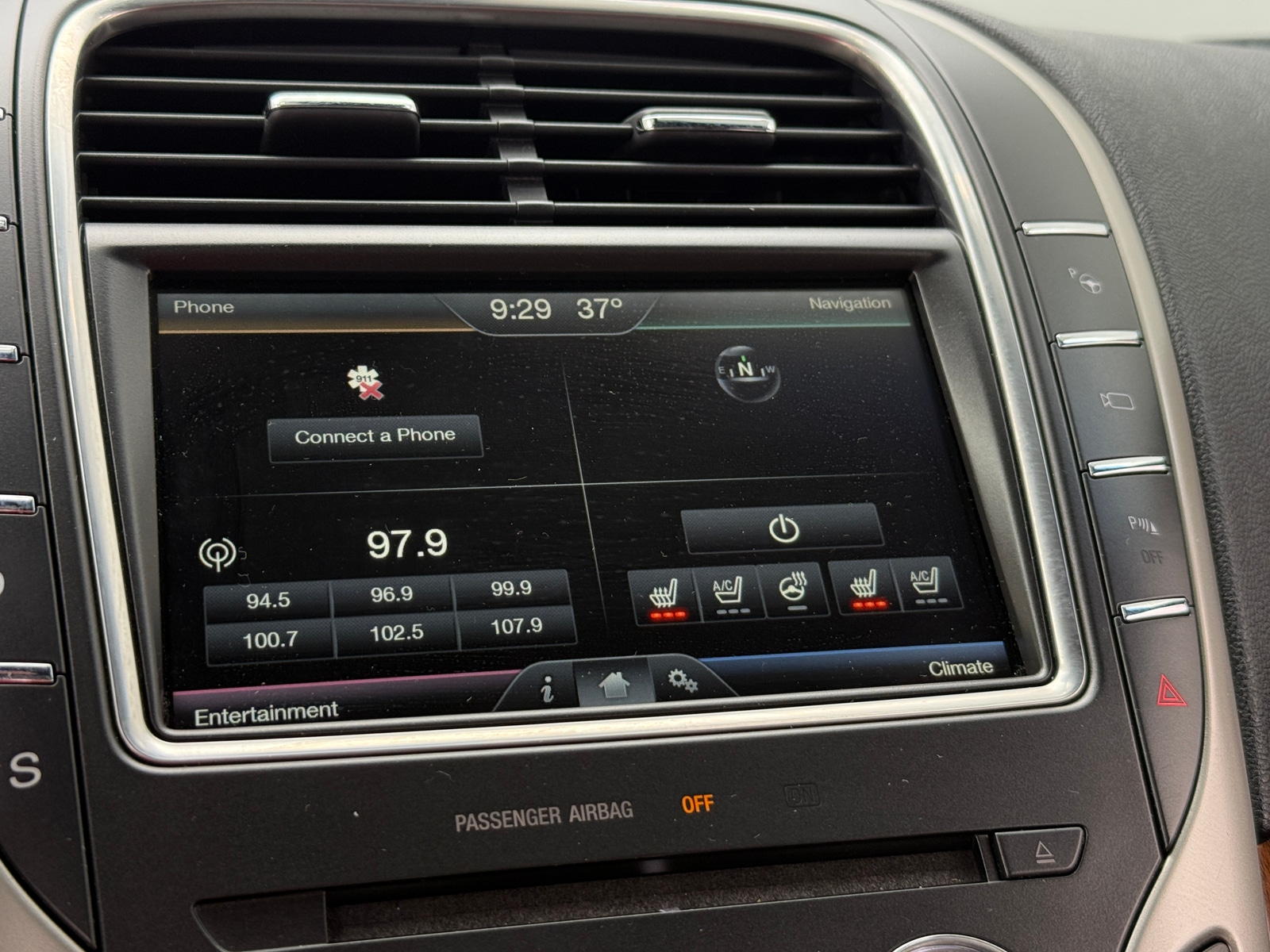 Thumbnail: 2016 Lincoln MKX - 3