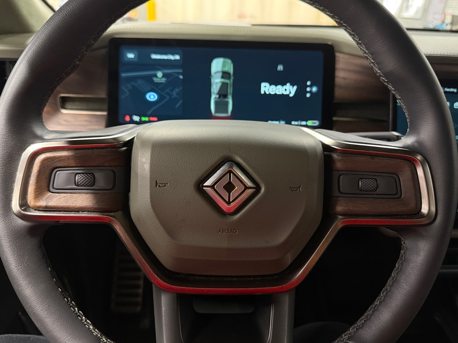 Thumbnail: 2022 Rivian R1T - 4