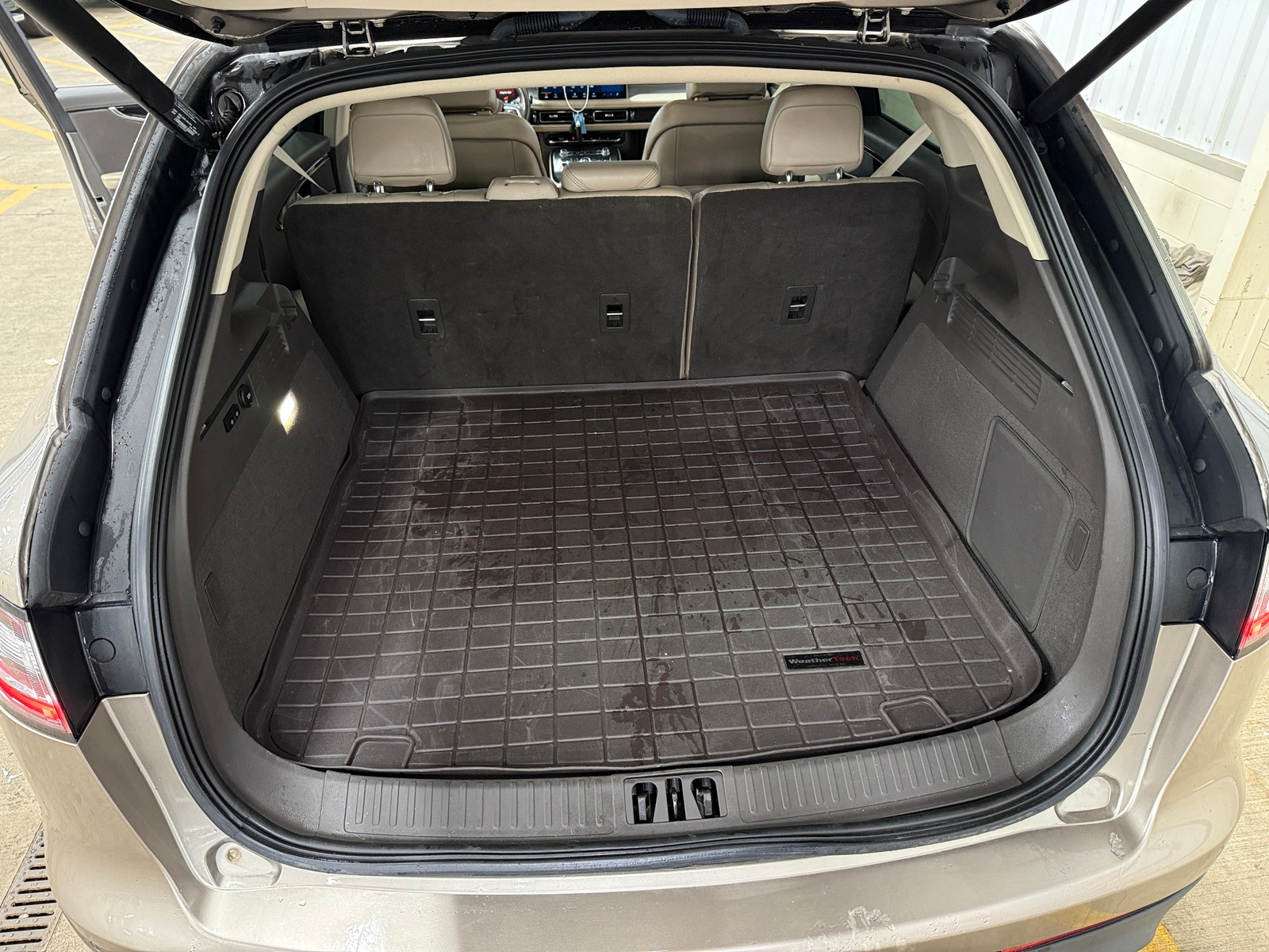 Thumbnail: 2021 Lincoln Nautilus - 6