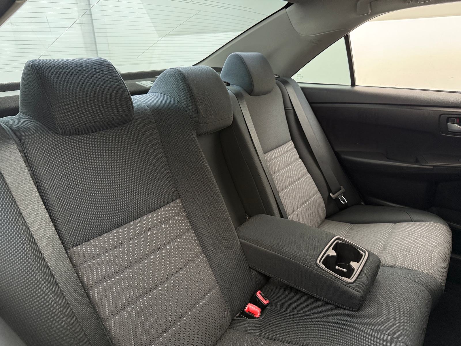 Thumbnail: 2016 Toyota Camry - 6