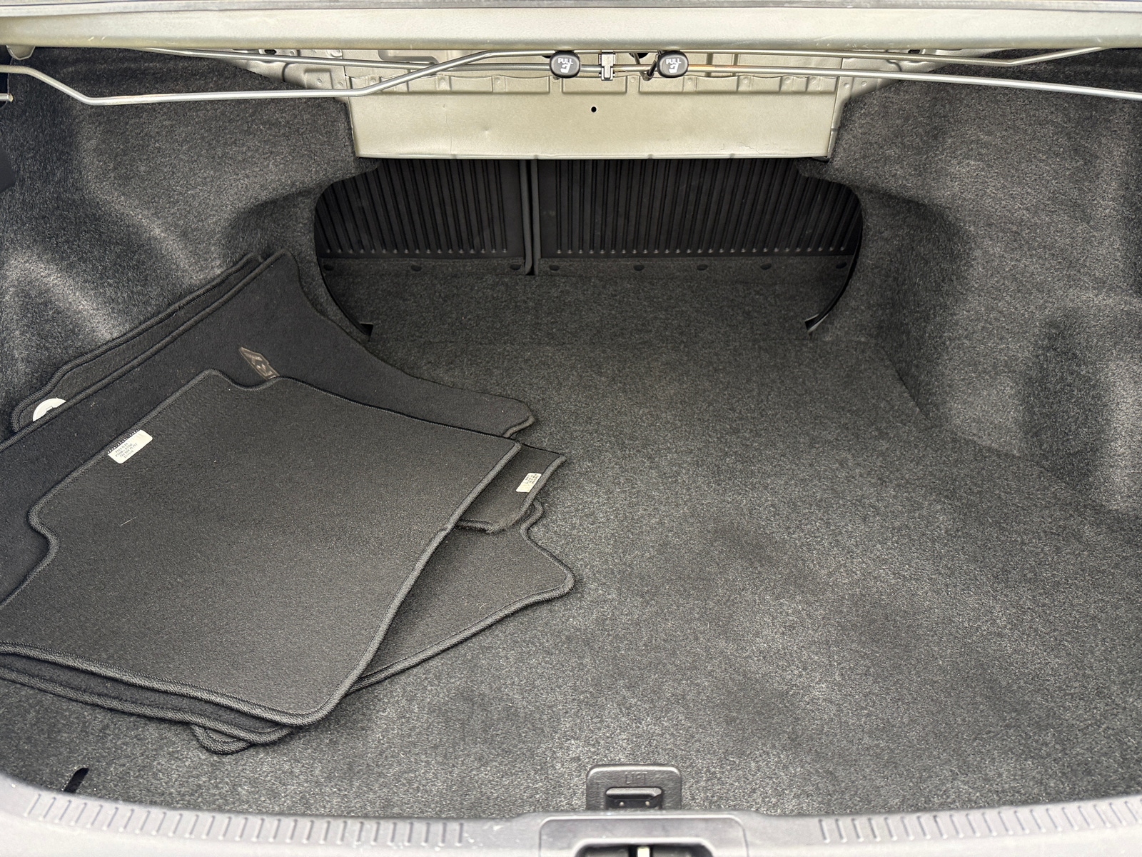 Thumbnail: 2016 Toyota Camry - 7