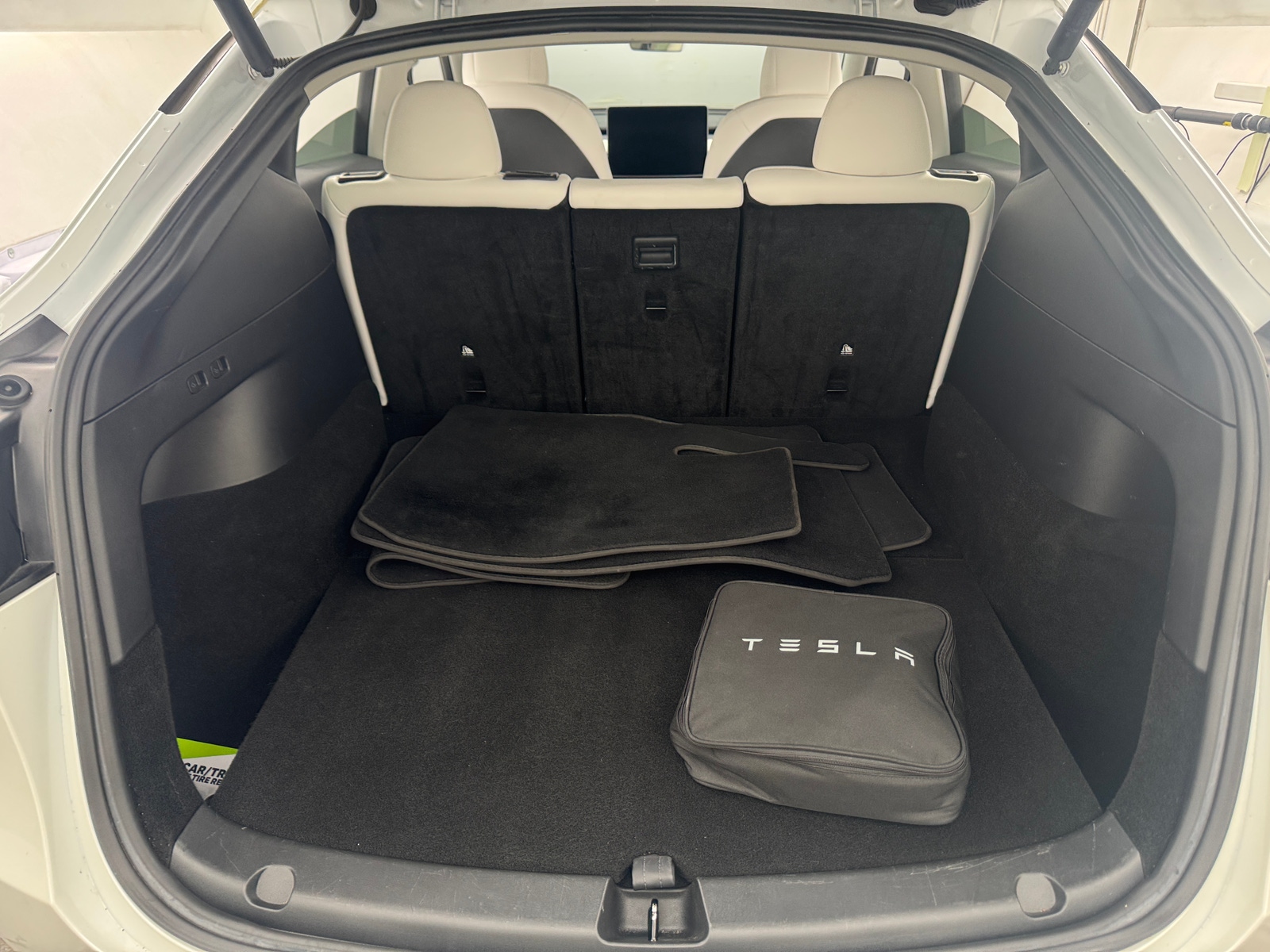 Thumbnail: 2022 Tesla Model Y - 6