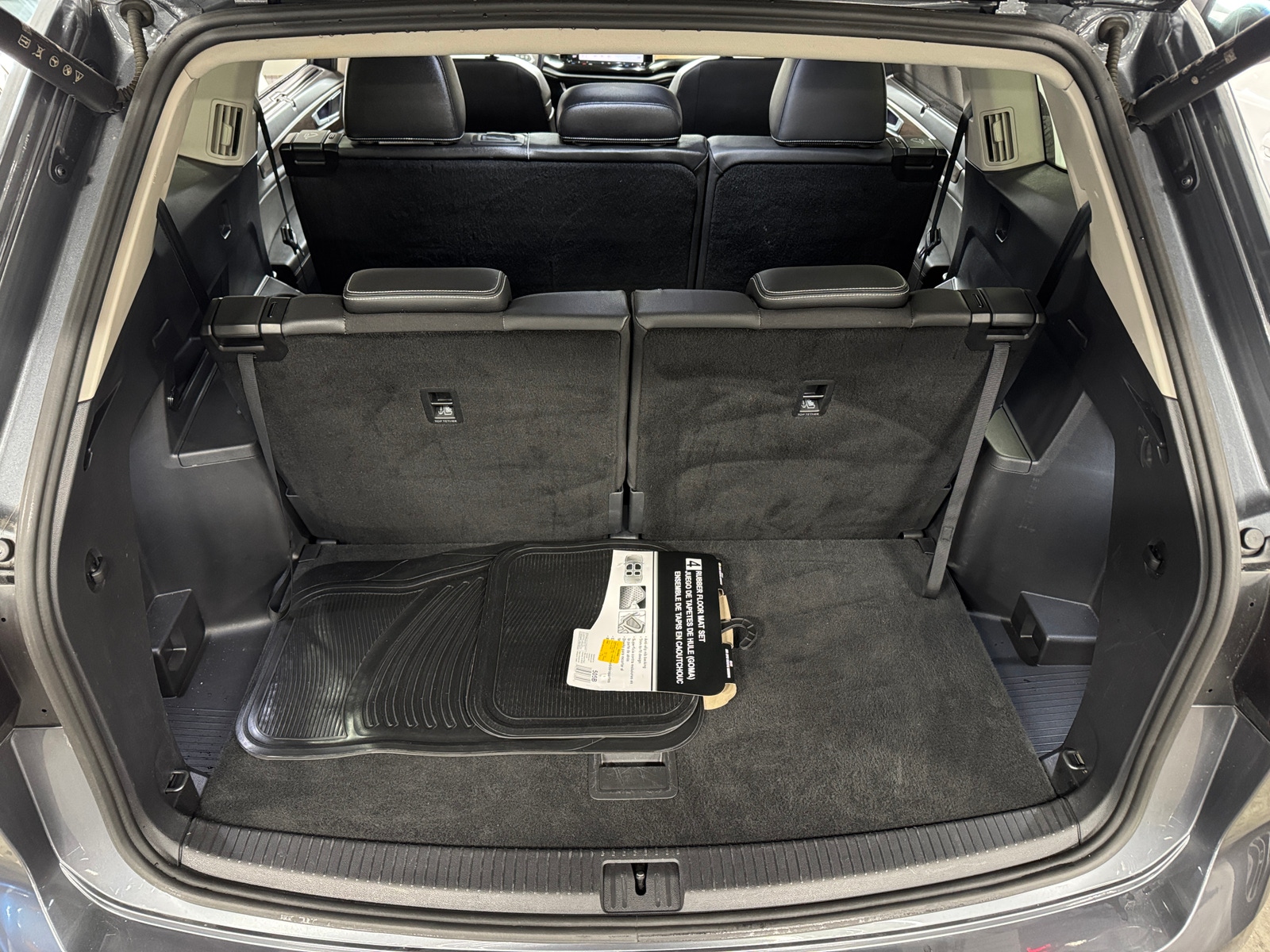 Thumbnail: 2025 Volkswagen Atlas - 6