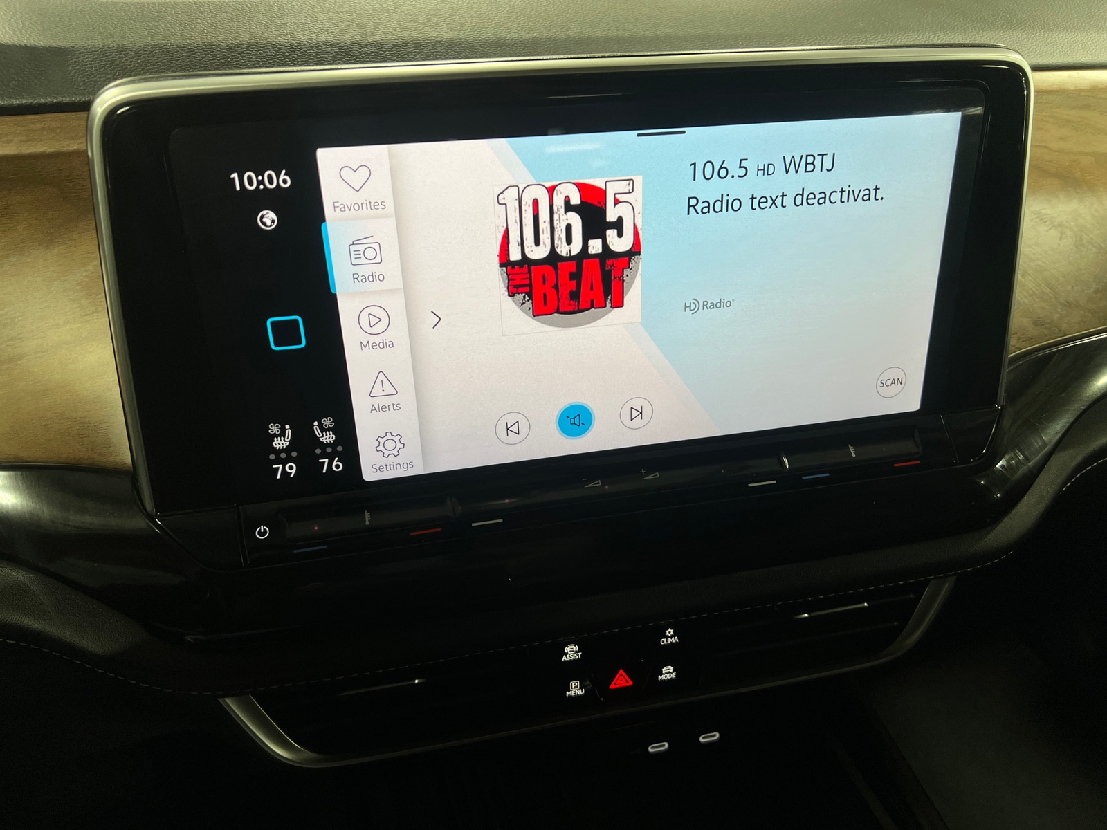 Thumbnail: 2025 Volkswagen Atlas - 3