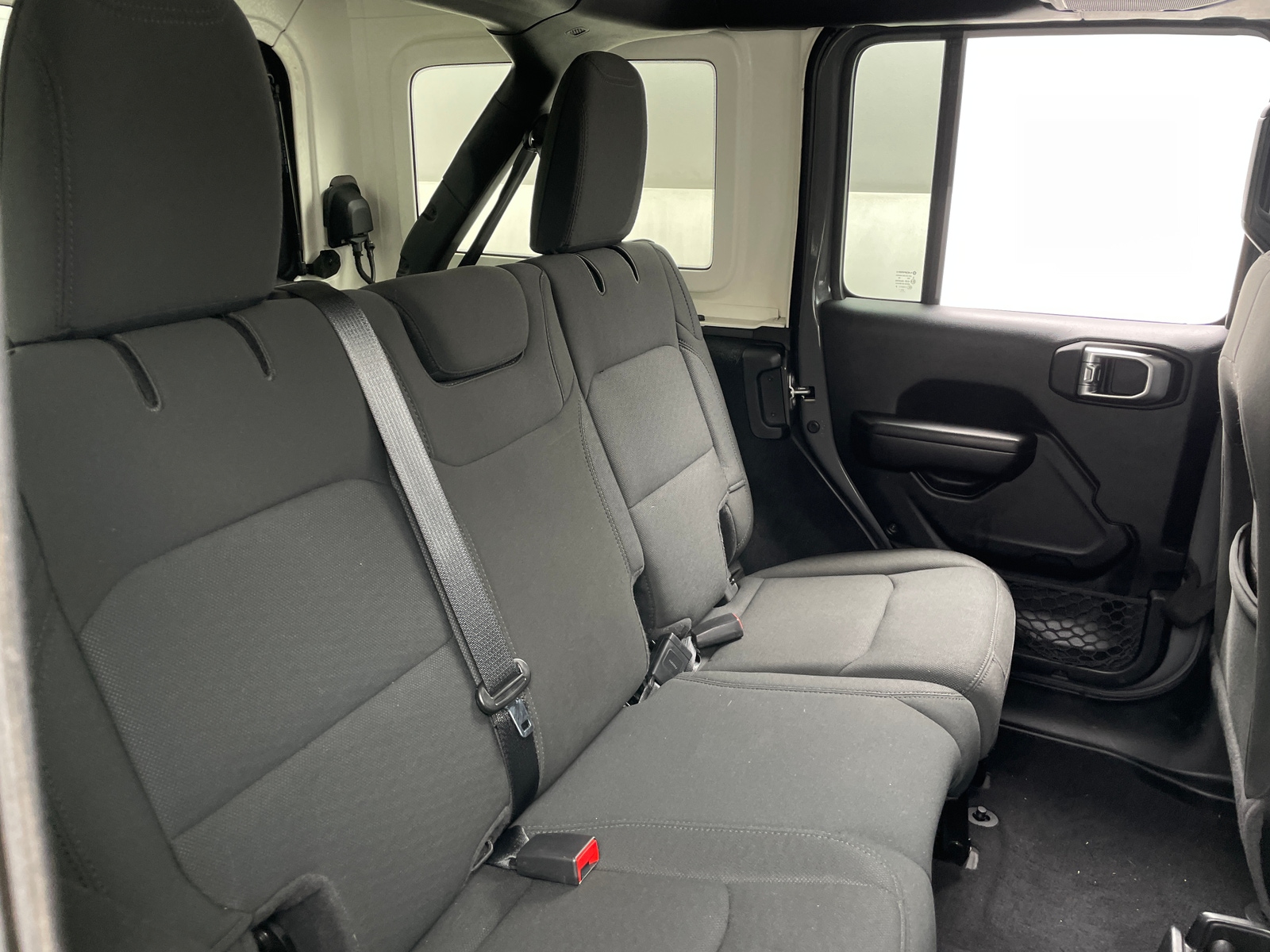 Thumbnail: 2021 Jeep Wrangler - 6