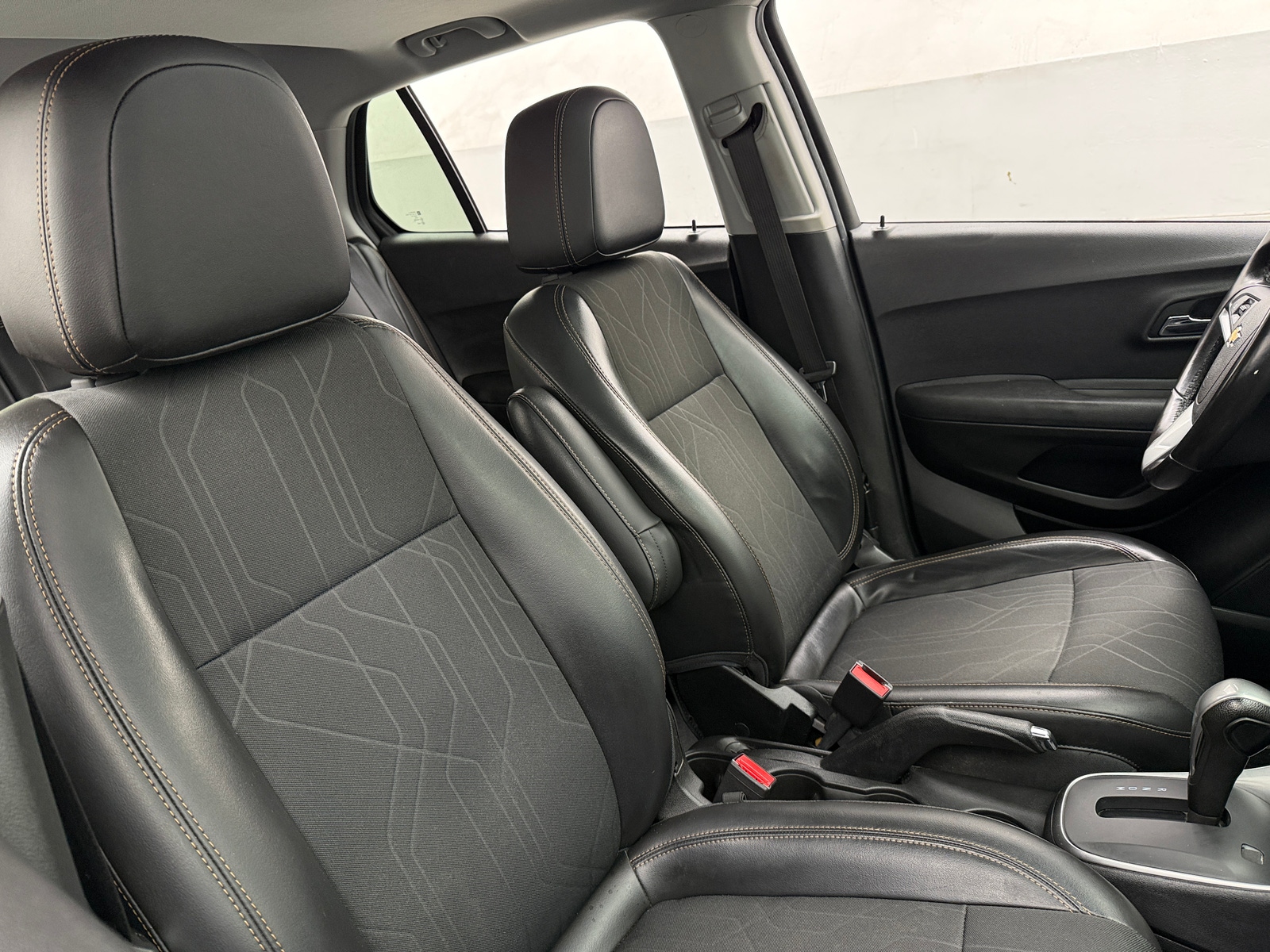 Thumbnail: 2019 Chevrolet Trax - 2