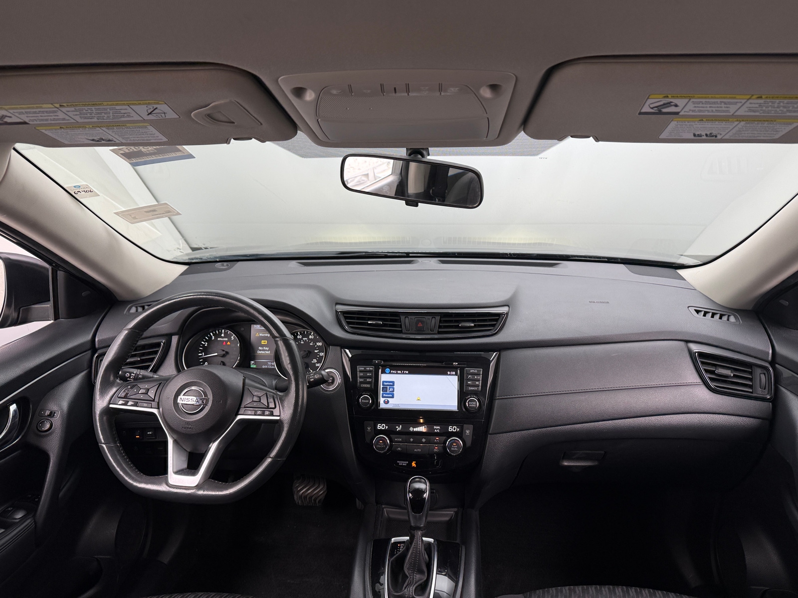 Thumbnail: 2017 Nissan Rogue - 3