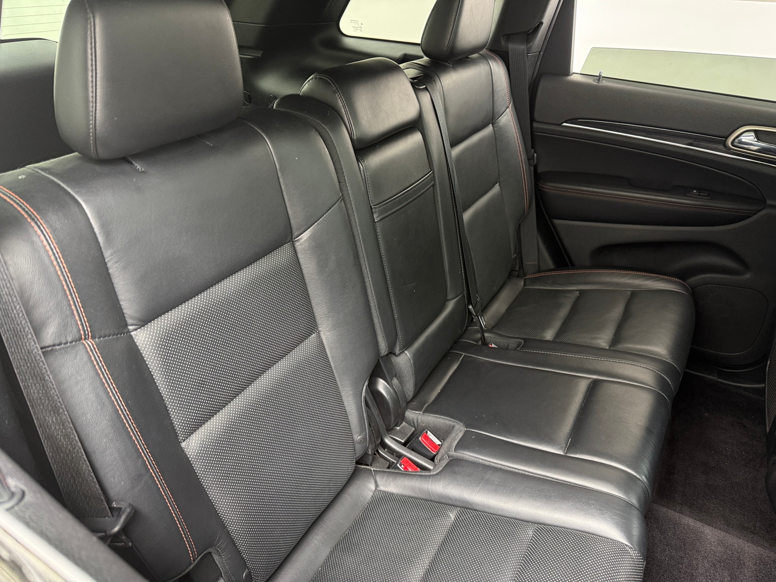 Thumbnail: 2016 Jeep Grand Cherokee - 5