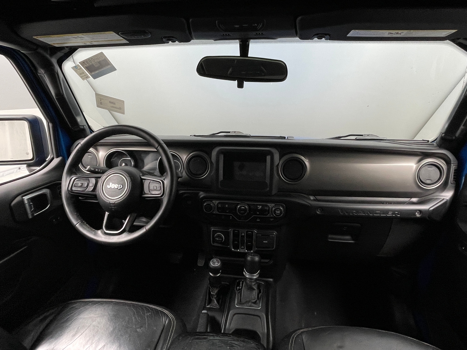 Thumbnail: 2022 Jeep Wrangler - 3