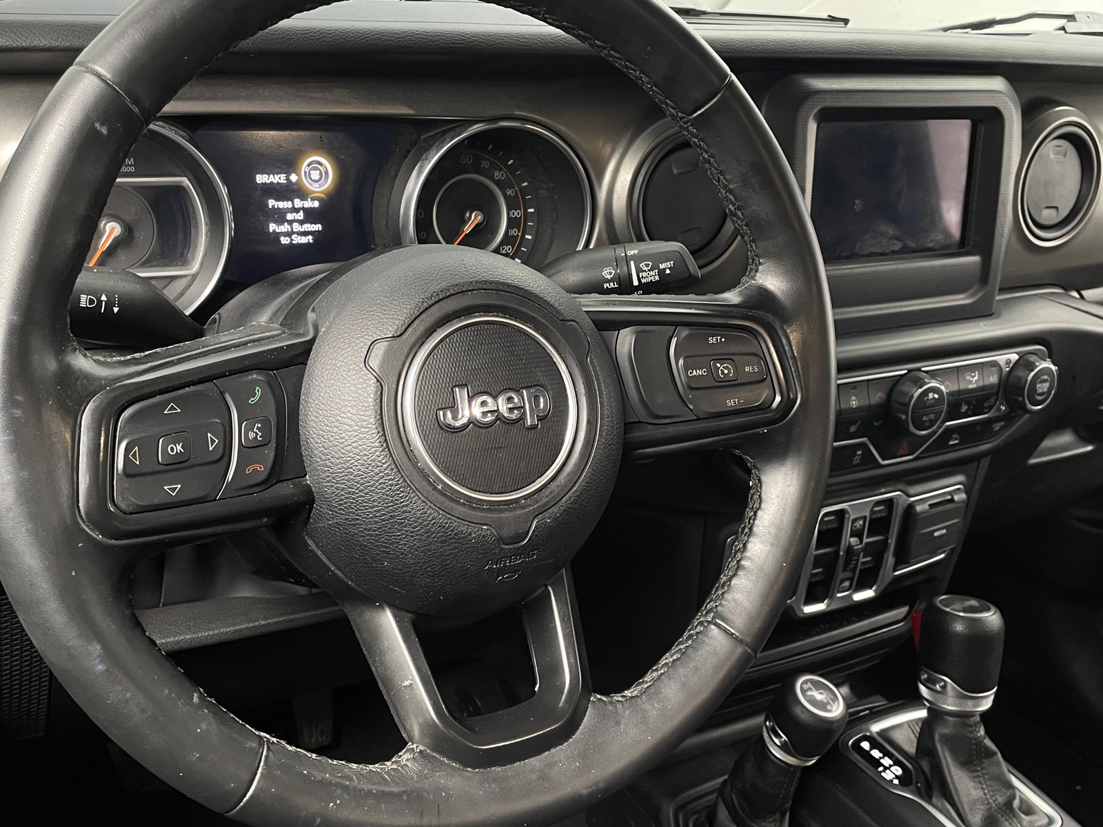 Thumbnail: 2022 Jeep Wrangler - 5