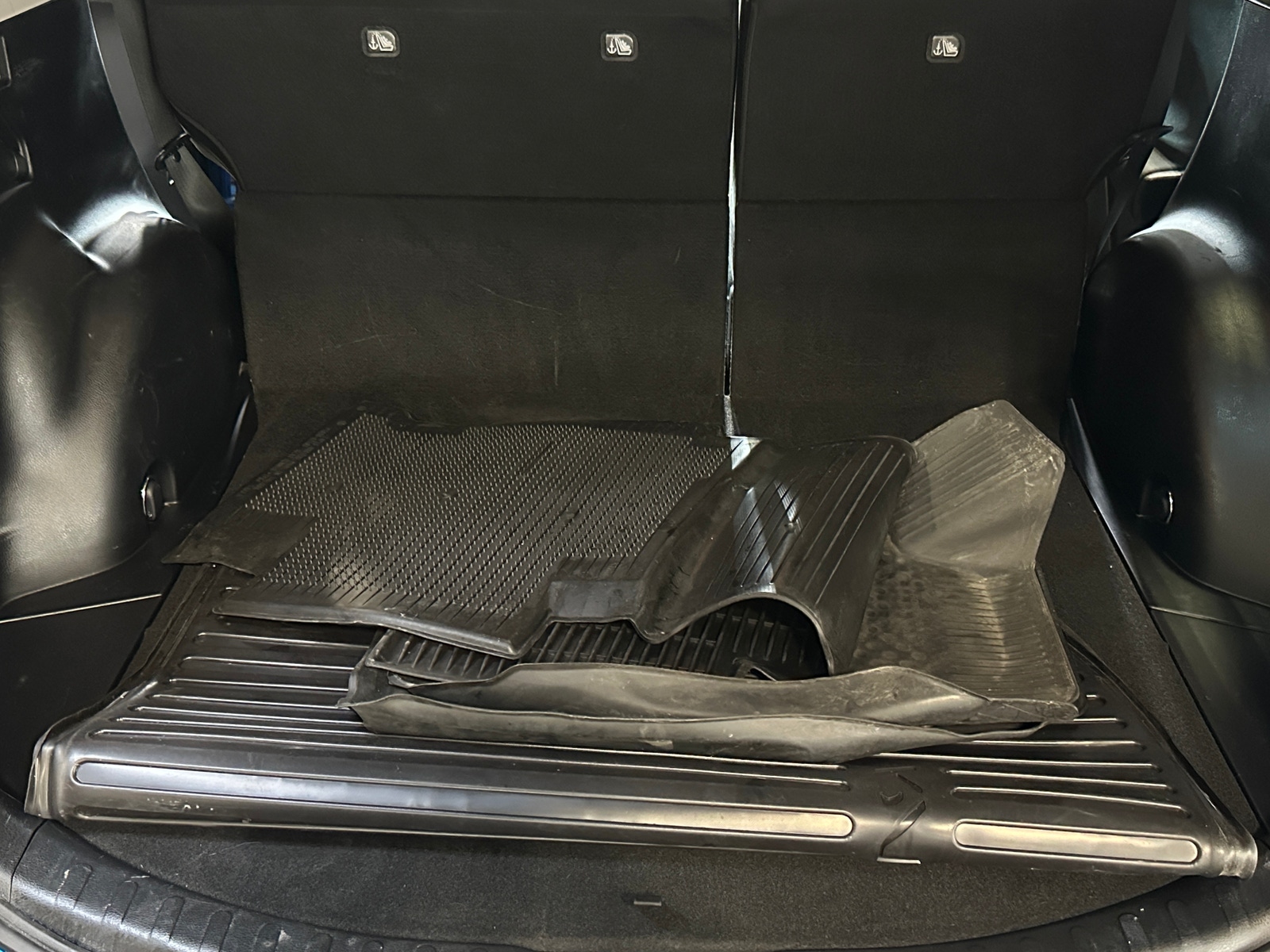 Thumbnail: 2018 Toyota RAV4 - 7