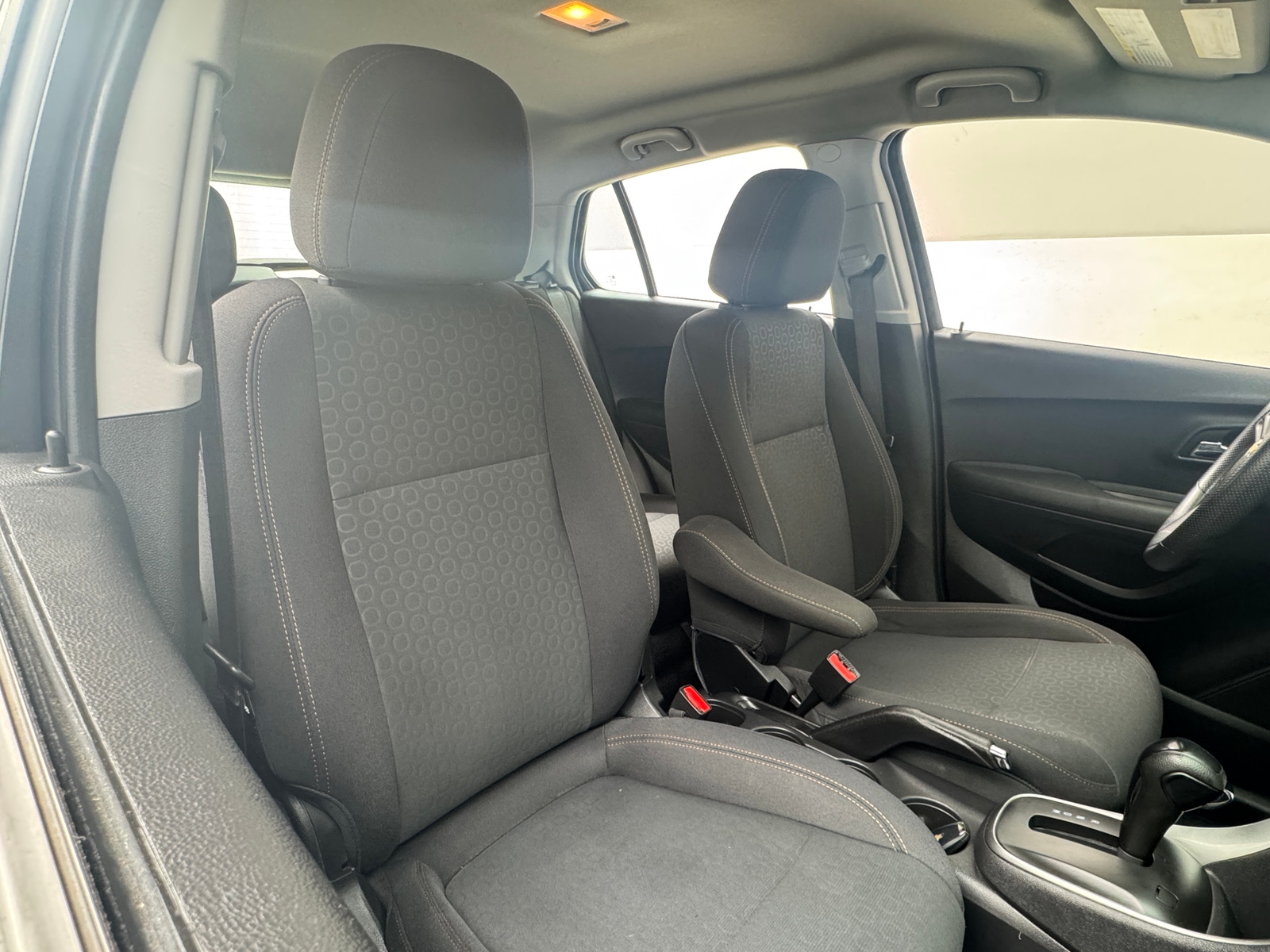 Thumbnail: 2020 Chevrolet Trax - 2