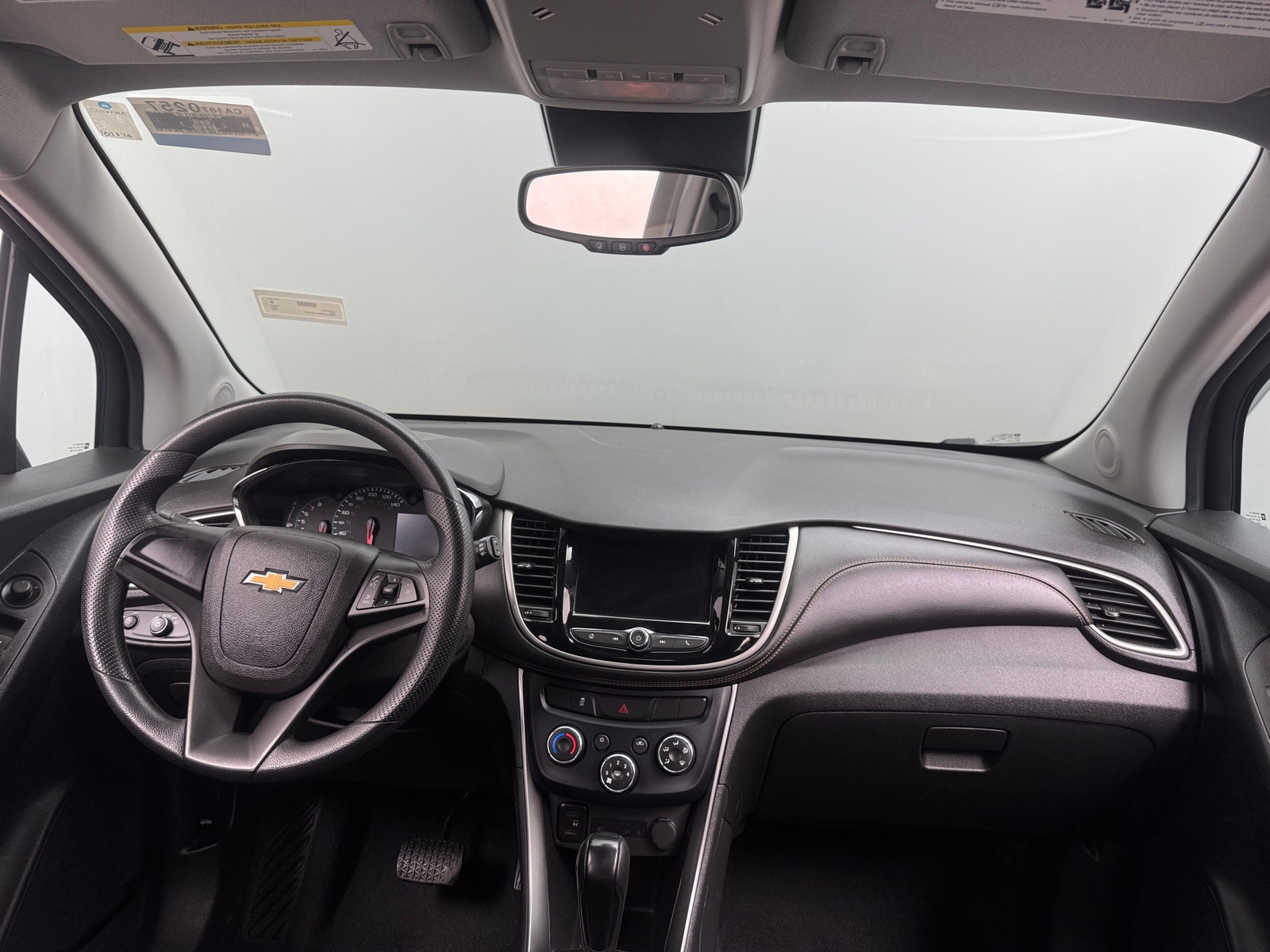 Thumbnail: 2020 Chevrolet Trax - 3