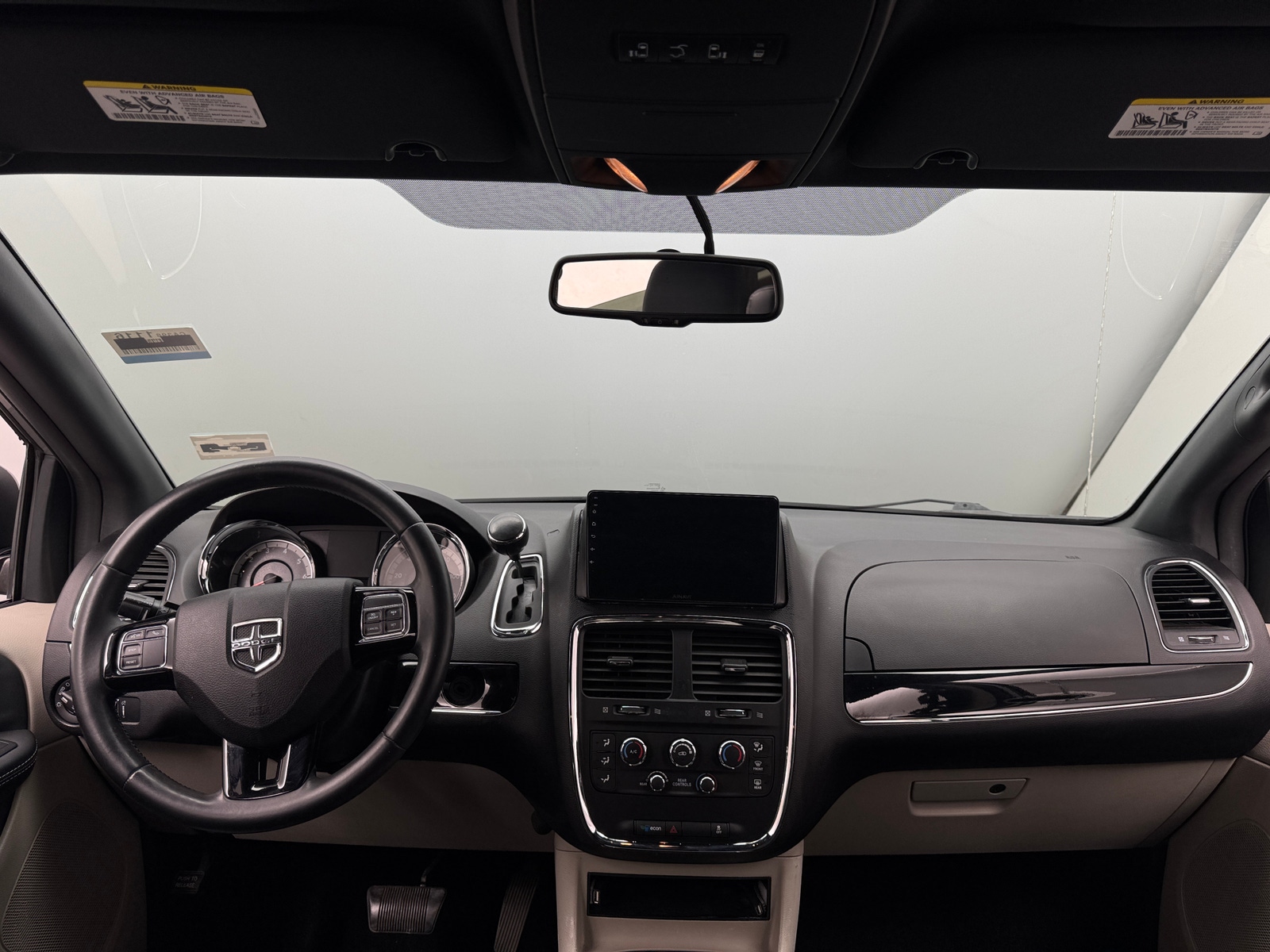 Thumbnail: 2014 Dodge Grand Caravan - 3