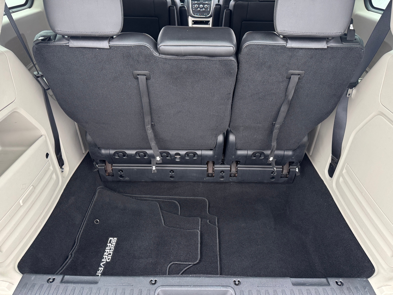 Thumbnail: 2014 Dodge Grand Caravan - 7