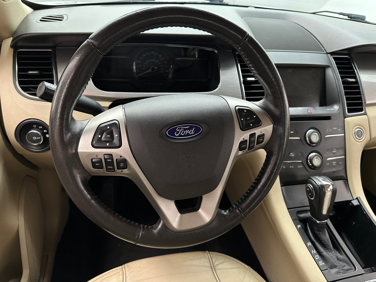 Thumbnail: 2016 Ford Taurus - 4