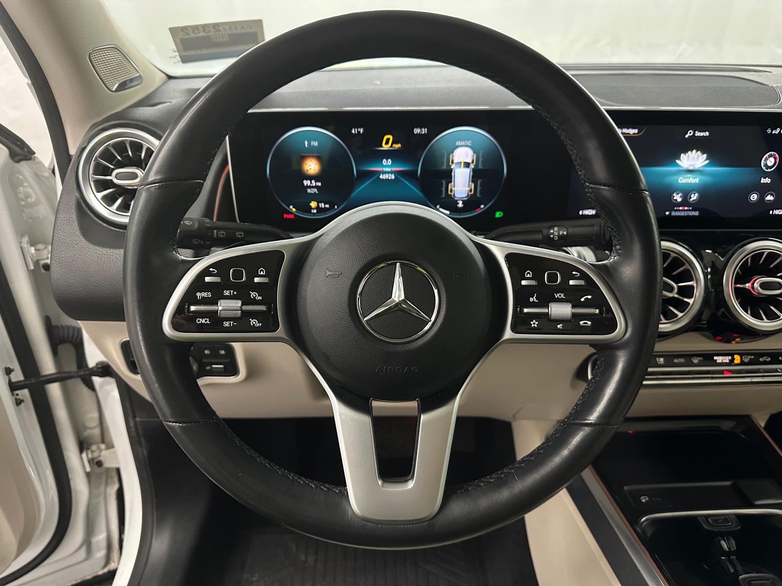 Thumbnail: 2021 Mercedes-Benz GLB - 4