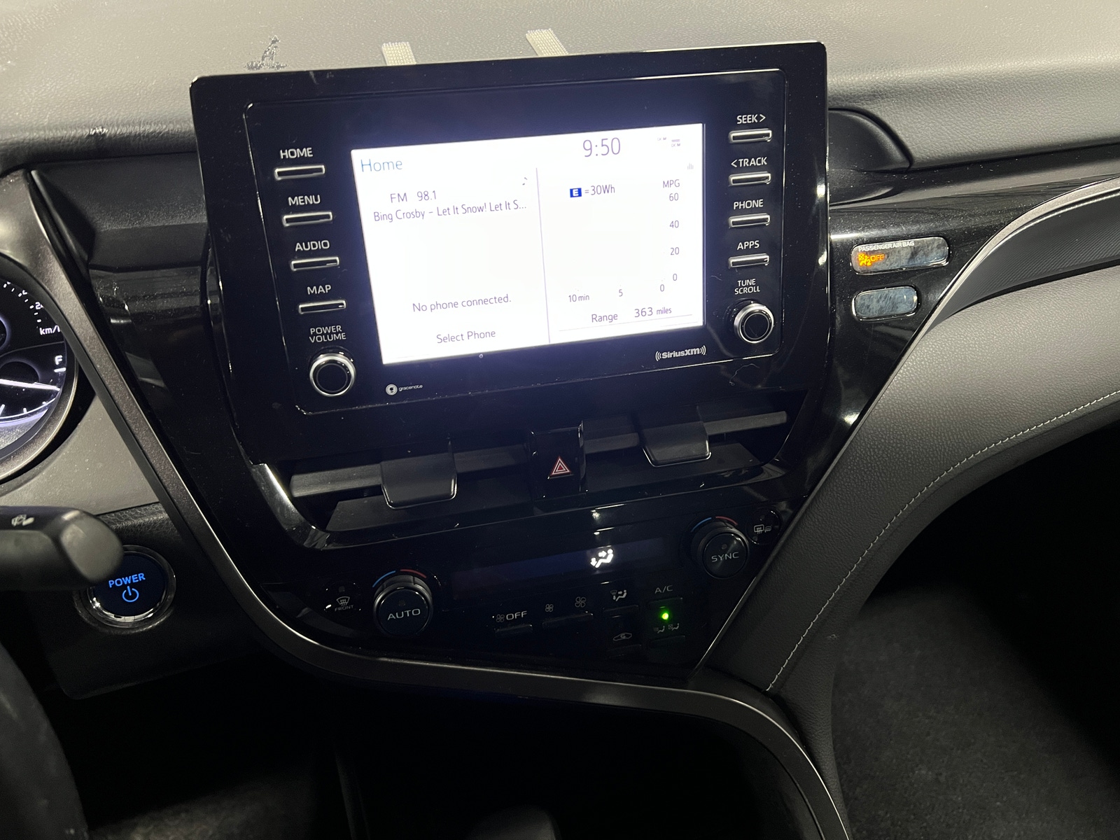 Thumbnail: 2022 Toyota Camry - 3