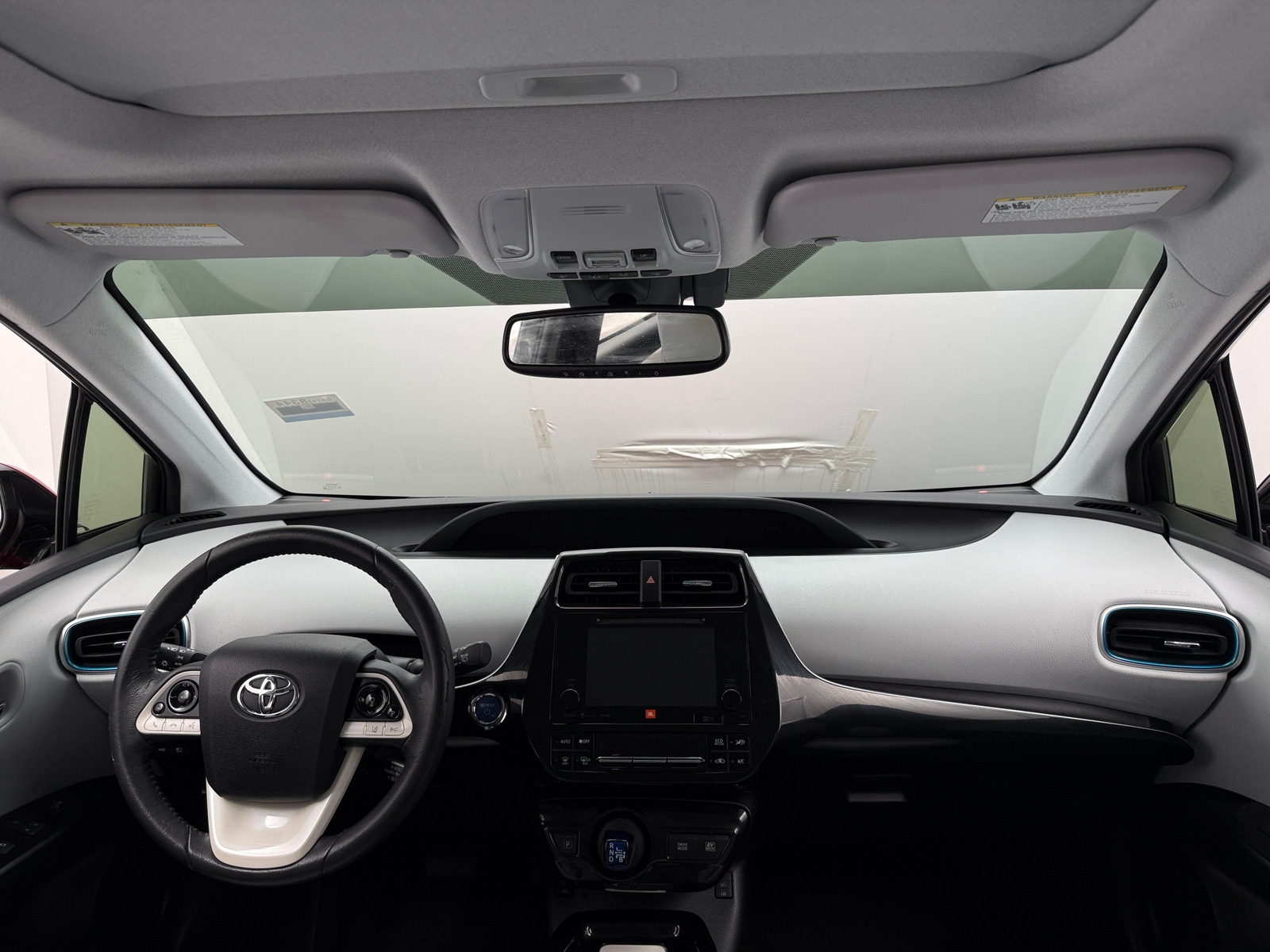 Thumbnail: 2016 Toyota Prius - 3