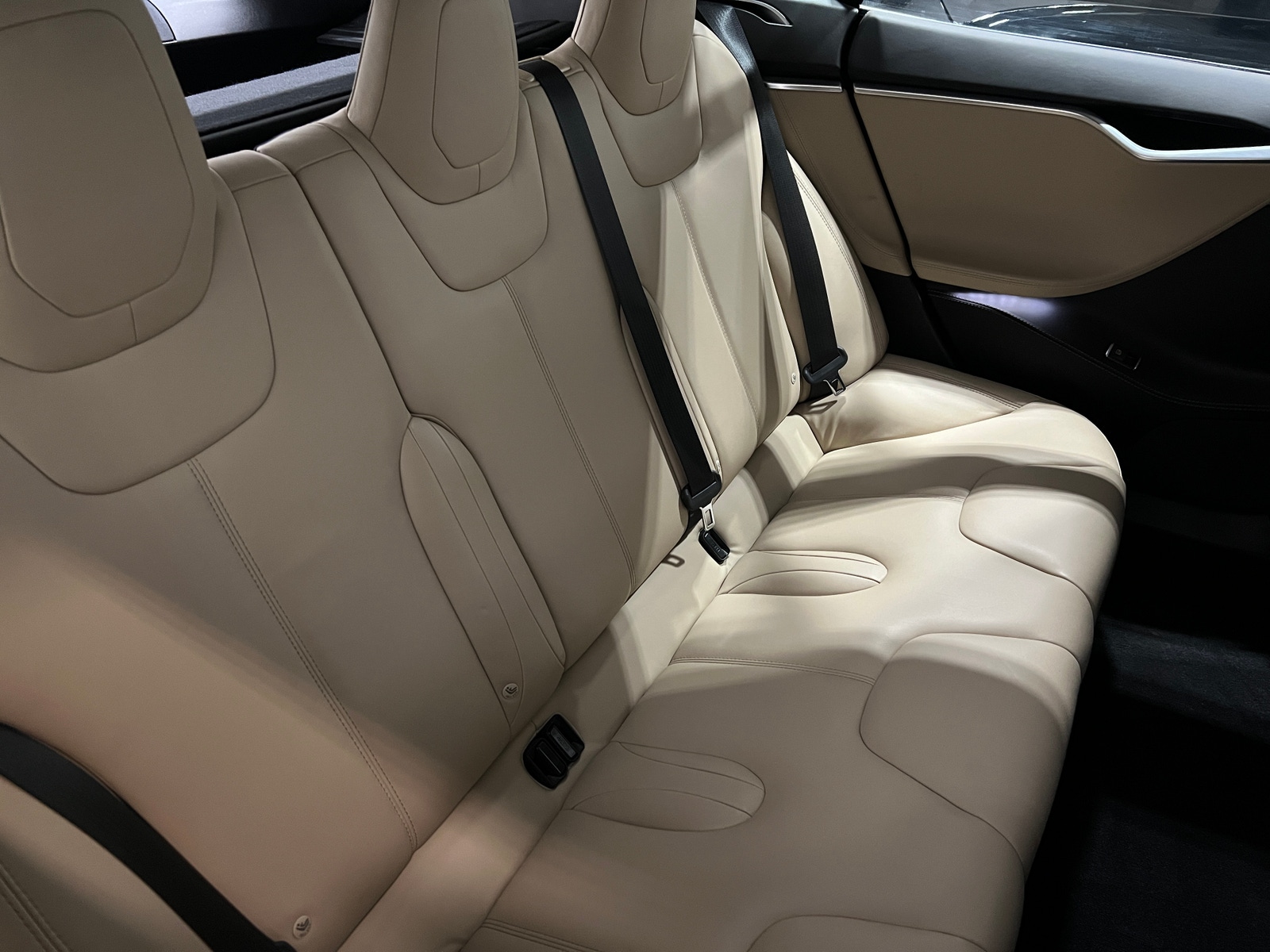 Thumbnail: 2017 Tesla Model S - 5