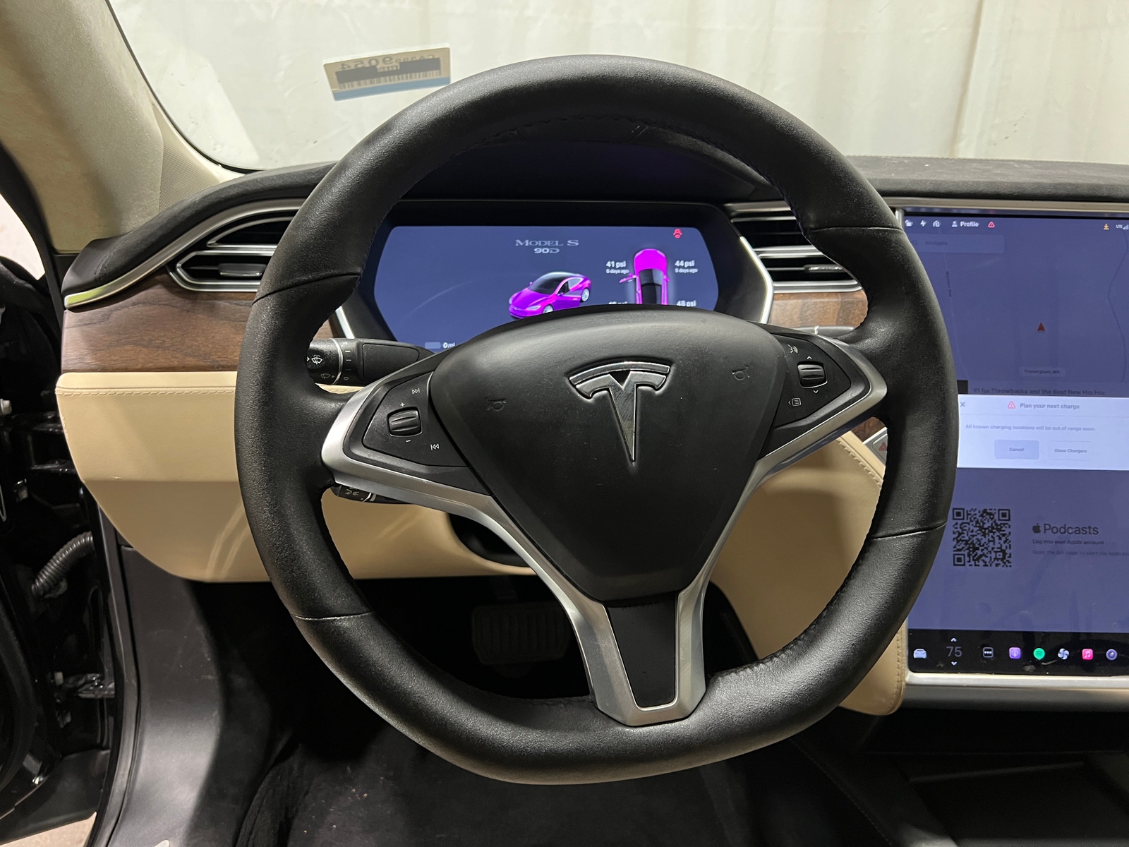 Thumbnail: 2017 Tesla Model S - 4