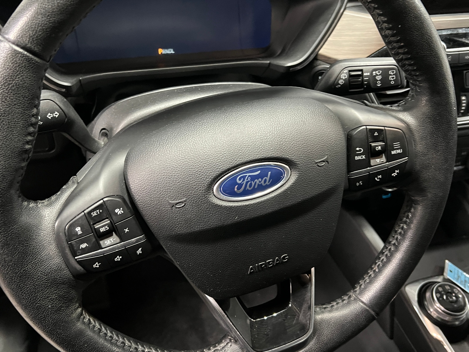 Thumbnail: 2020 Ford Escape - 4