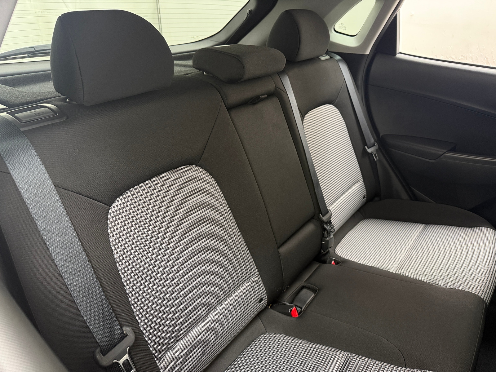 Thumbnail: 2018 Hyundai Kona - 6